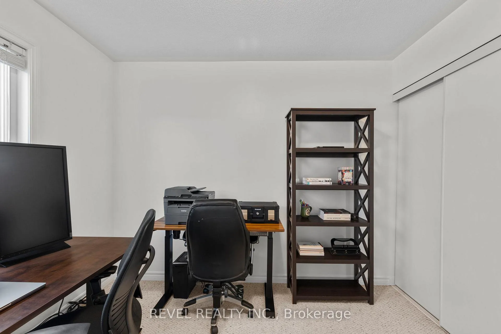 Photo 28 of 75 Bird Street, Barrie, Edgehill Drive — HOMEH