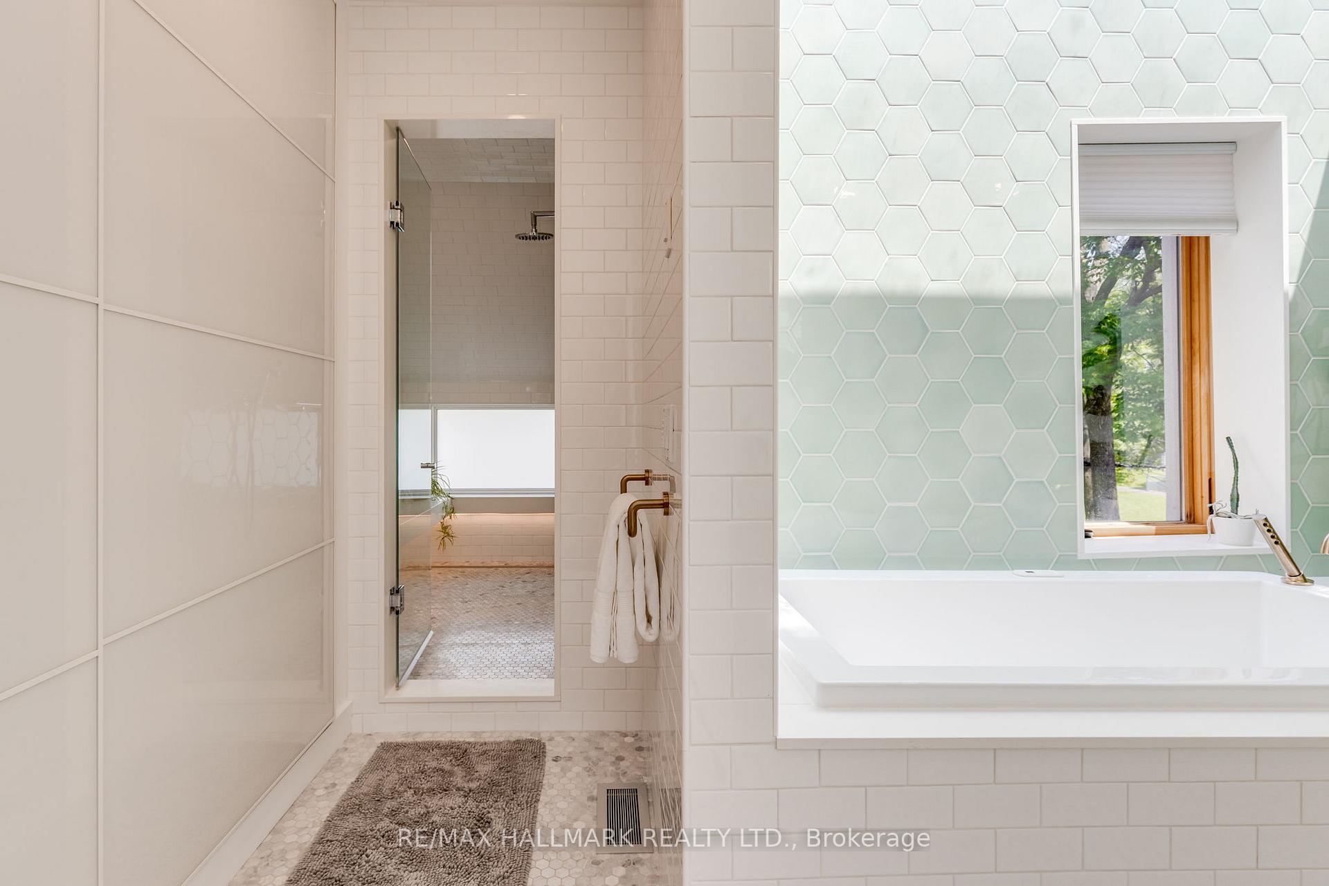 Photo 26 of 57 Ravina Crescent, Toronto, Blake-Jones — HOMEH
