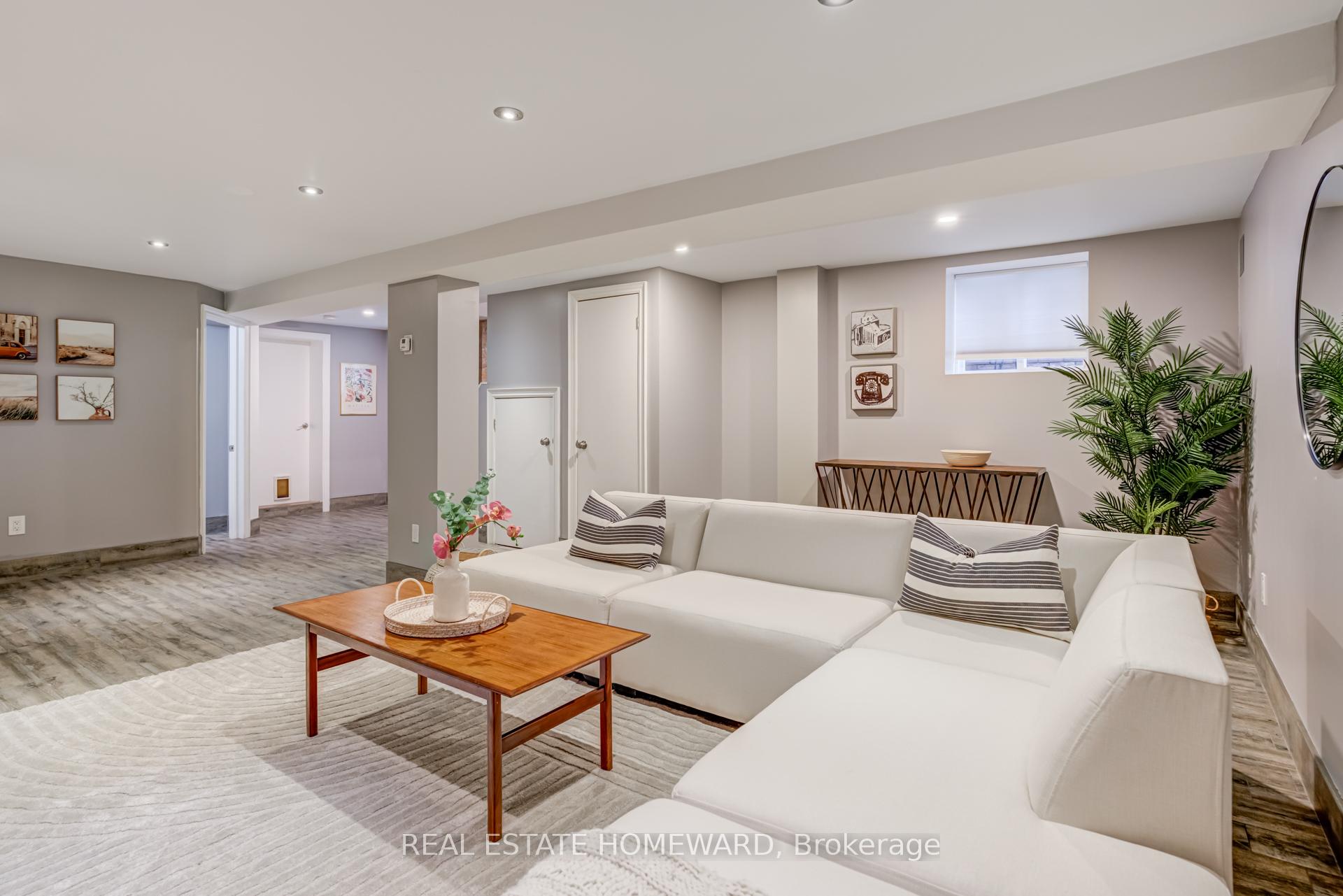 Photo 33 of 292 Glebeholme Boulevard, Toronto, Danforth — HOMEH