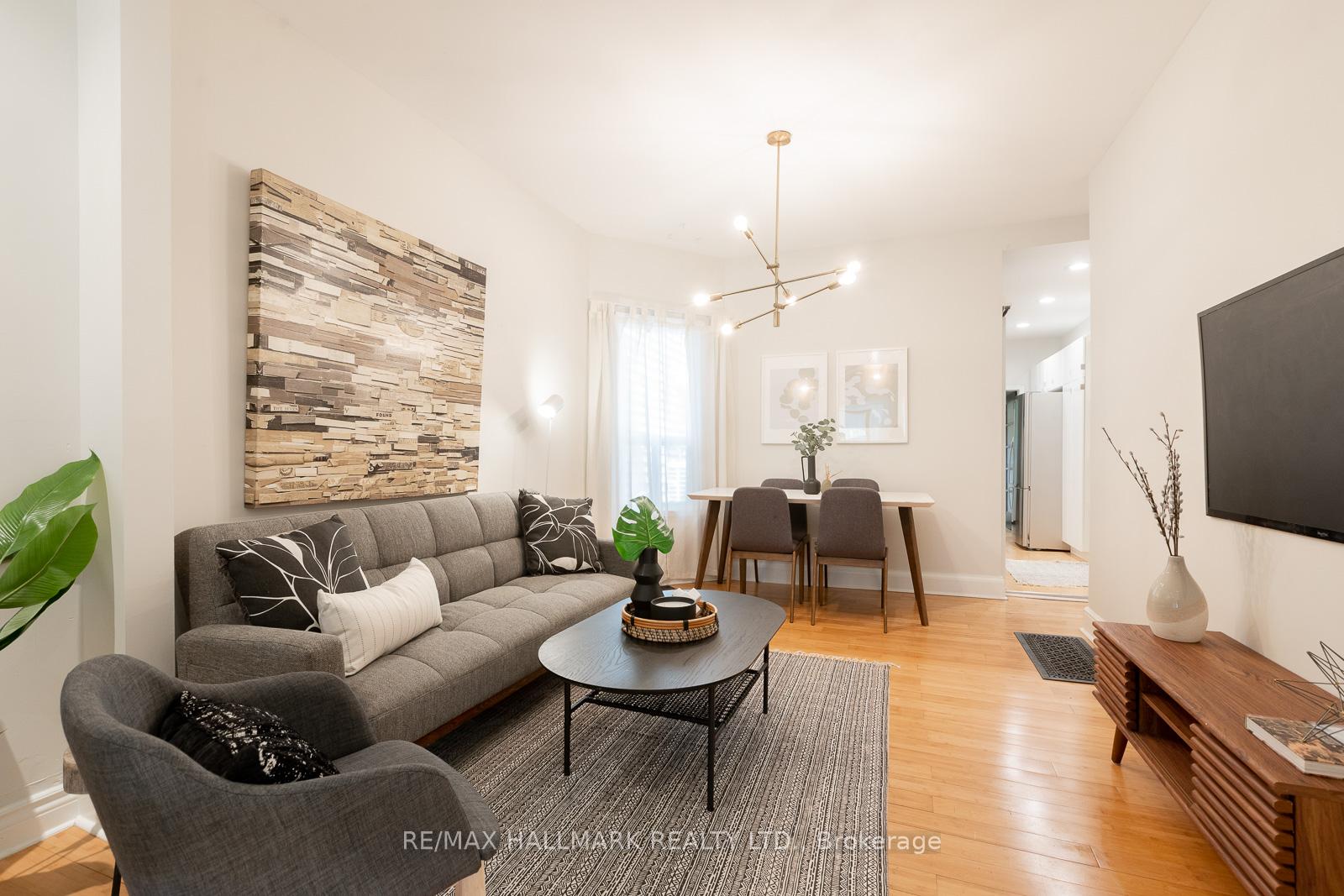 Photo 10 of 20 Walpole Avenue, Toronto, Greenwood-Coxwell — HOMEH