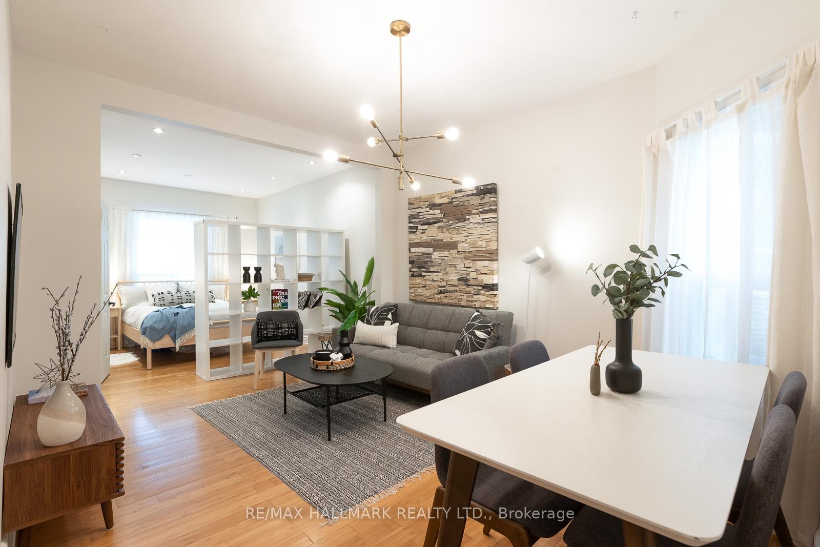 Photo 12 of 20 Walpole Avenue, Toronto, Greenwood-Coxwell — HOMEH