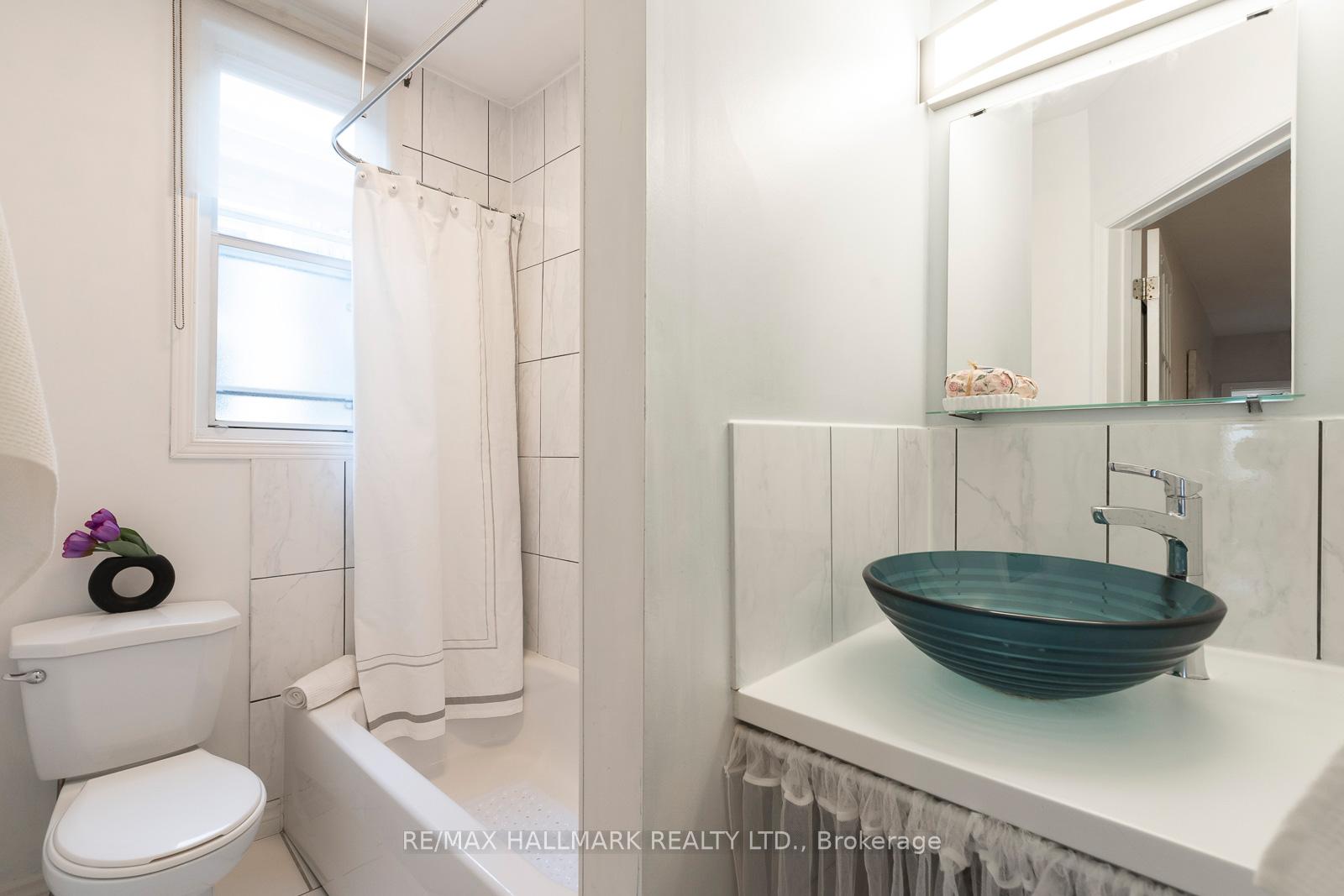 Photo 23 of 20 Walpole Avenue, Toronto, Greenwood-Coxwell — HOMEH