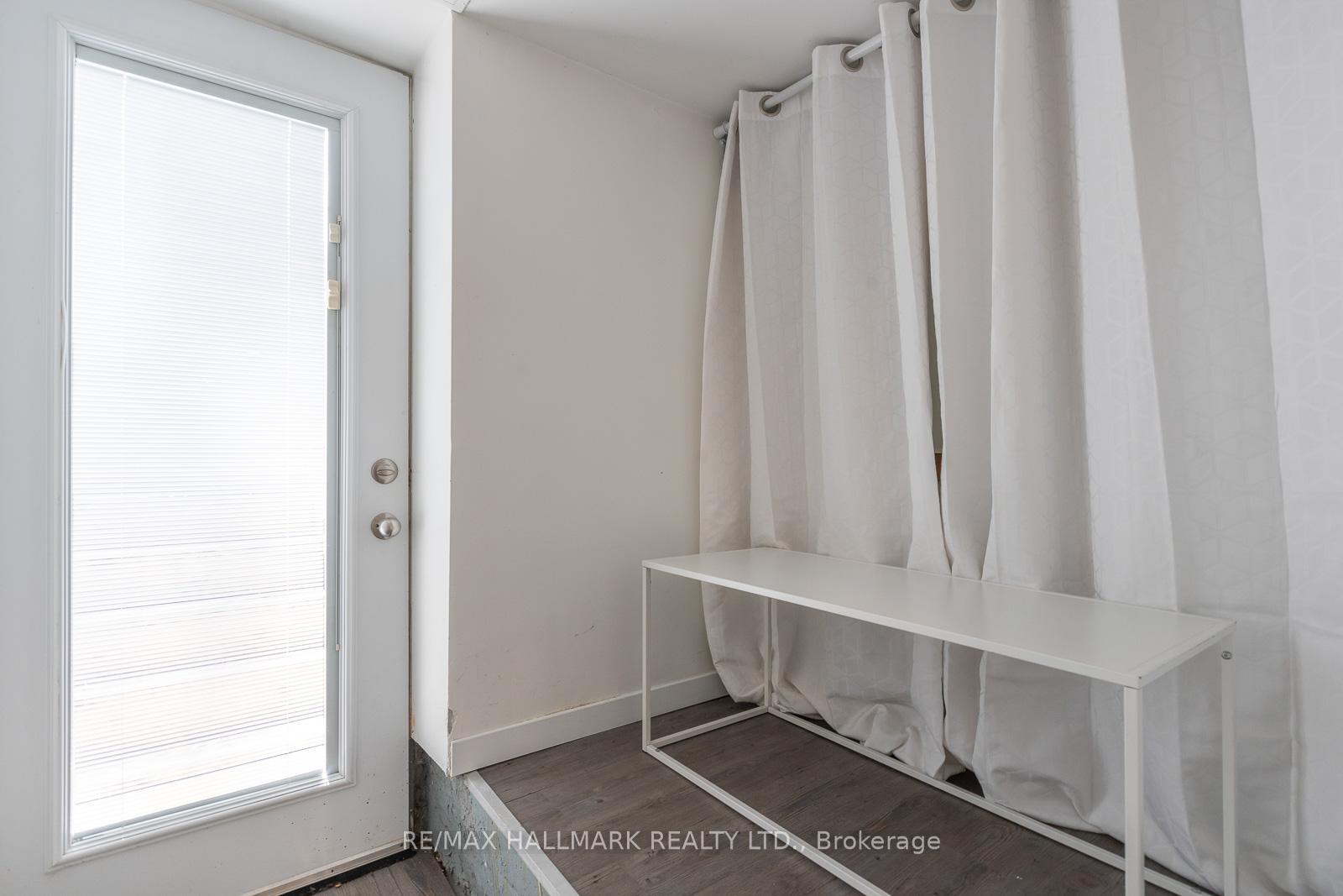 Photo 32 of 20 Walpole Avenue, Toronto, Greenwood-Coxwell — HOMEH