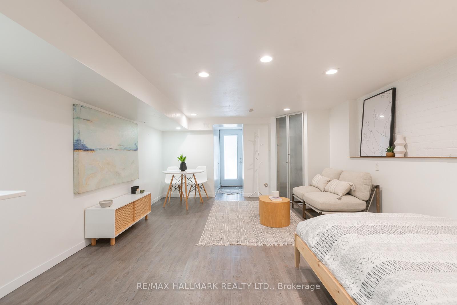 Photo 39 of 20 Walpole Avenue, Toronto, Greenwood-Coxwell — HOMEH