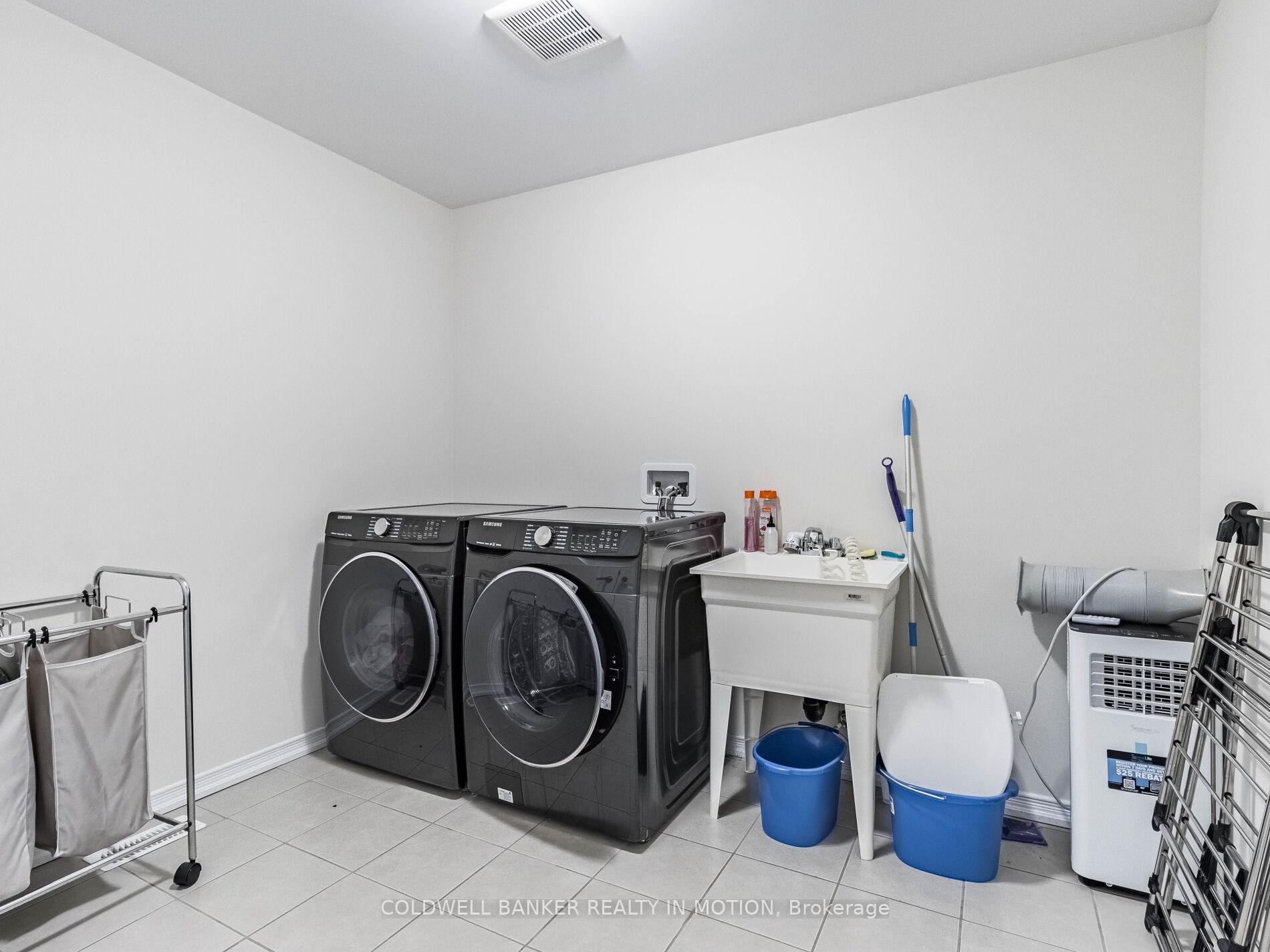 Photo 36 of 28 Esther Crescent W, Thorold, Hurricane/Merrittville — HOMEH