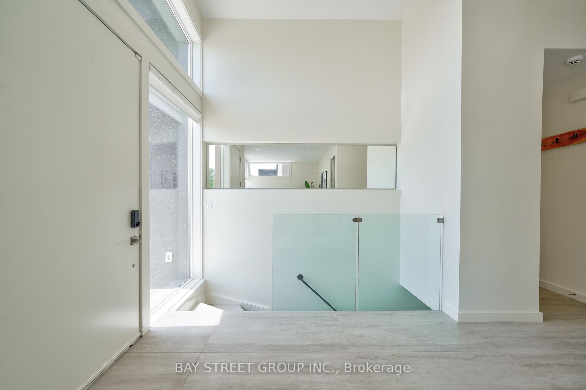 Photo 6 of 4 Beamer Court, Thorold, Confederation Heights — HOMEH