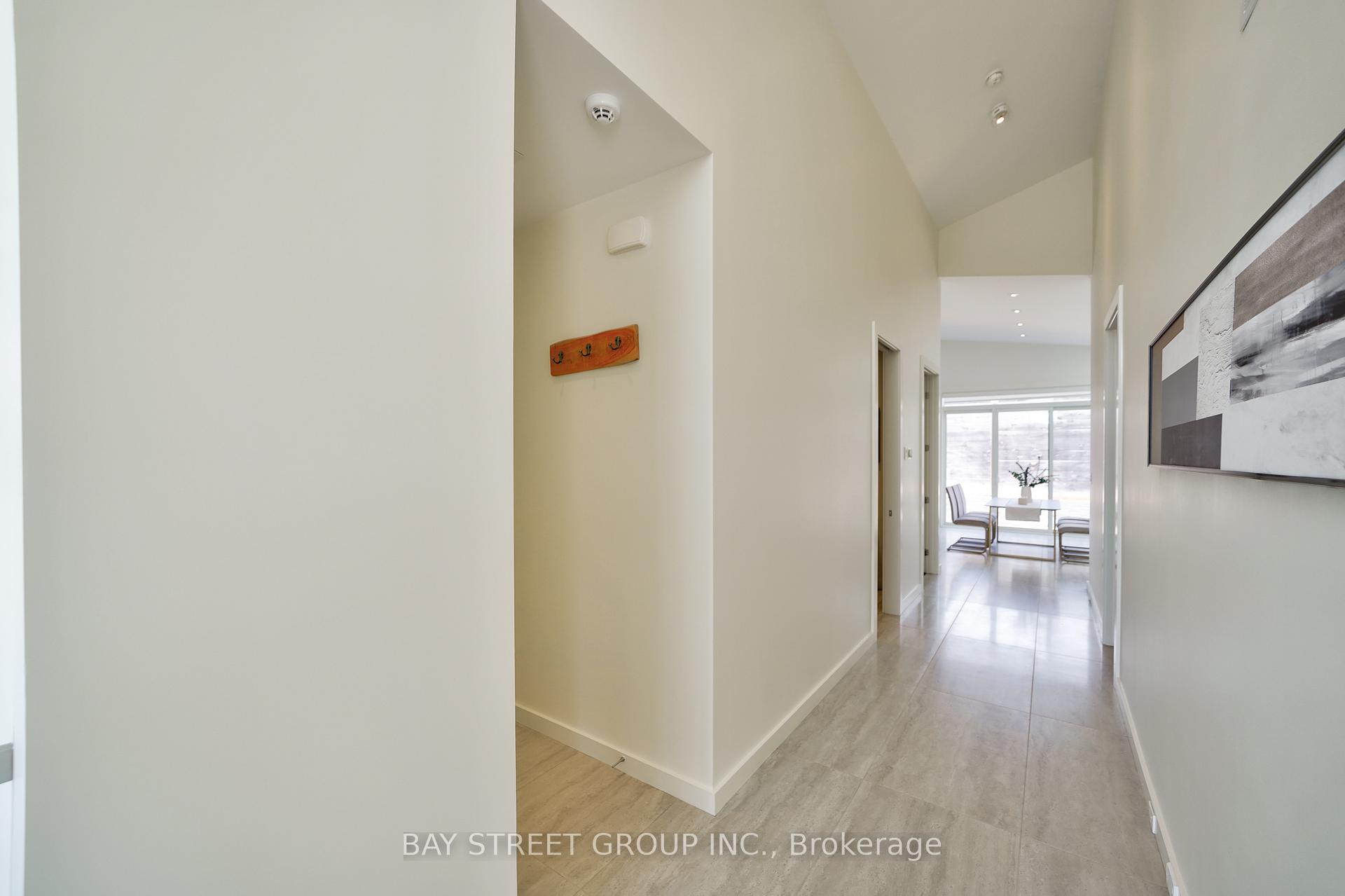 Photo 12 of 4 Beamer Court, Thorold, Confederation Heights — HOMEH