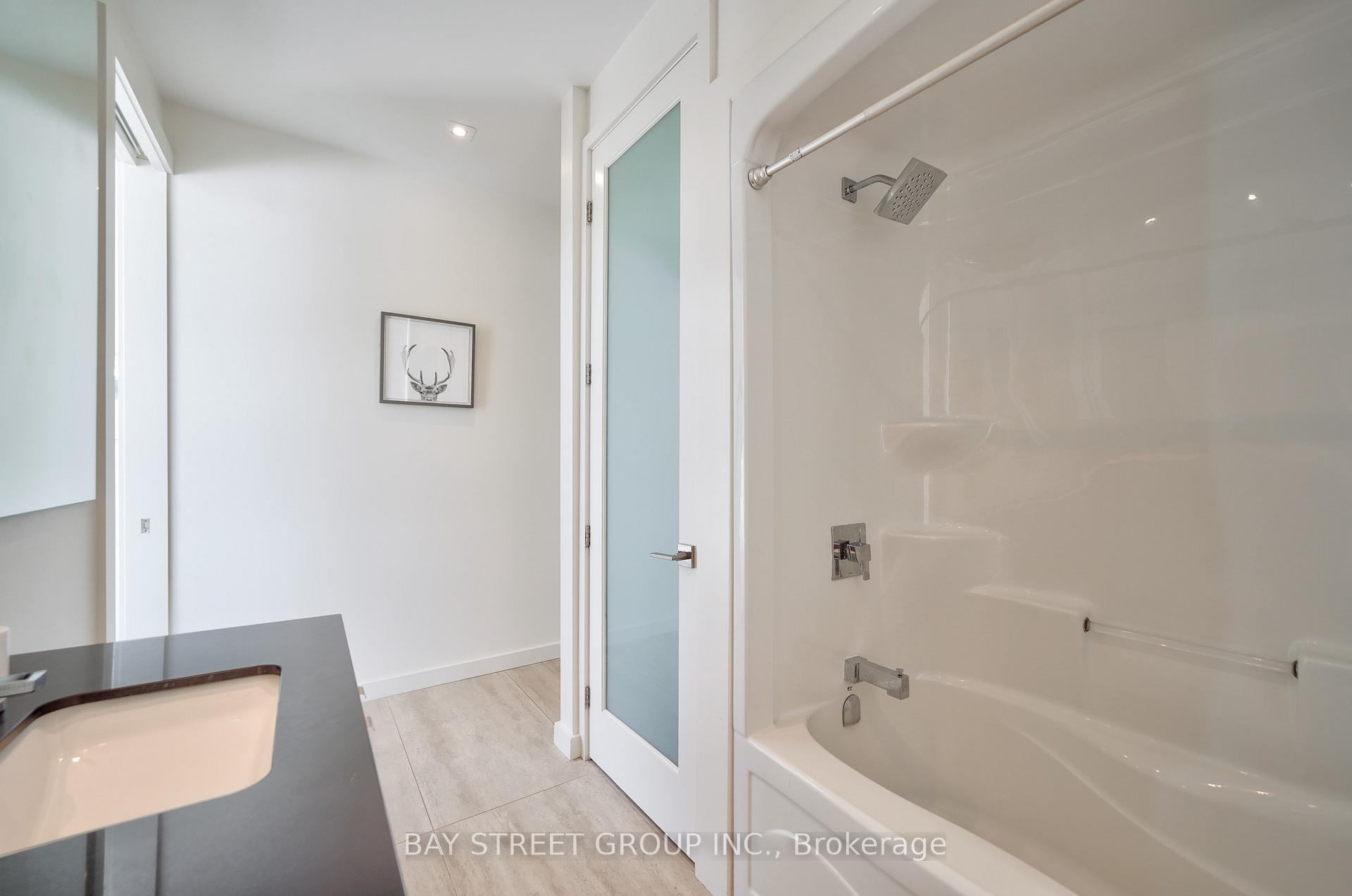 Photo 41 of 4 Beamer Court, Thorold, Confederation Heights — HOMEH