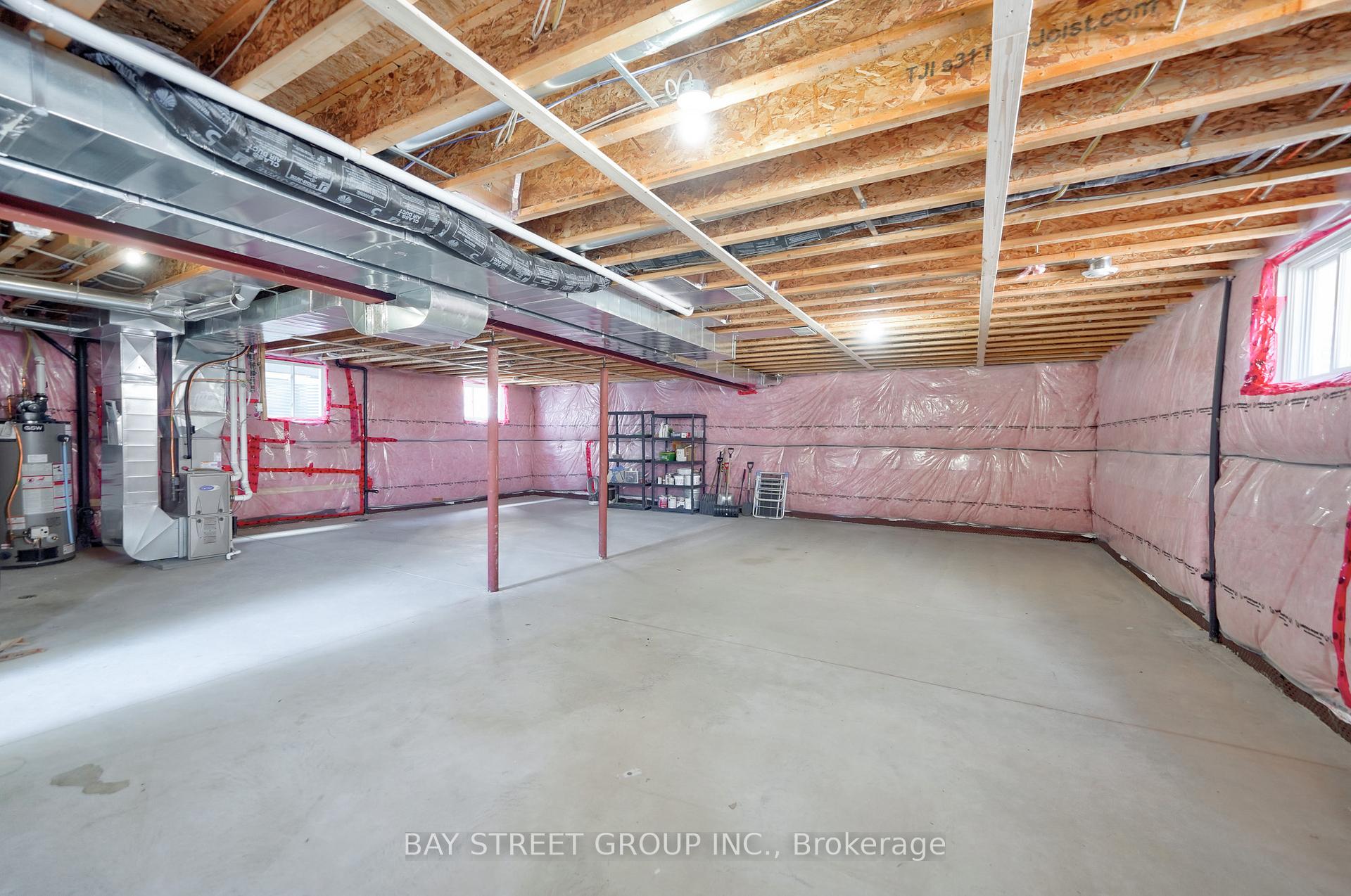 Photo 42 of 4 Beamer Court, Thorold, Confederation Heights — HOMEH