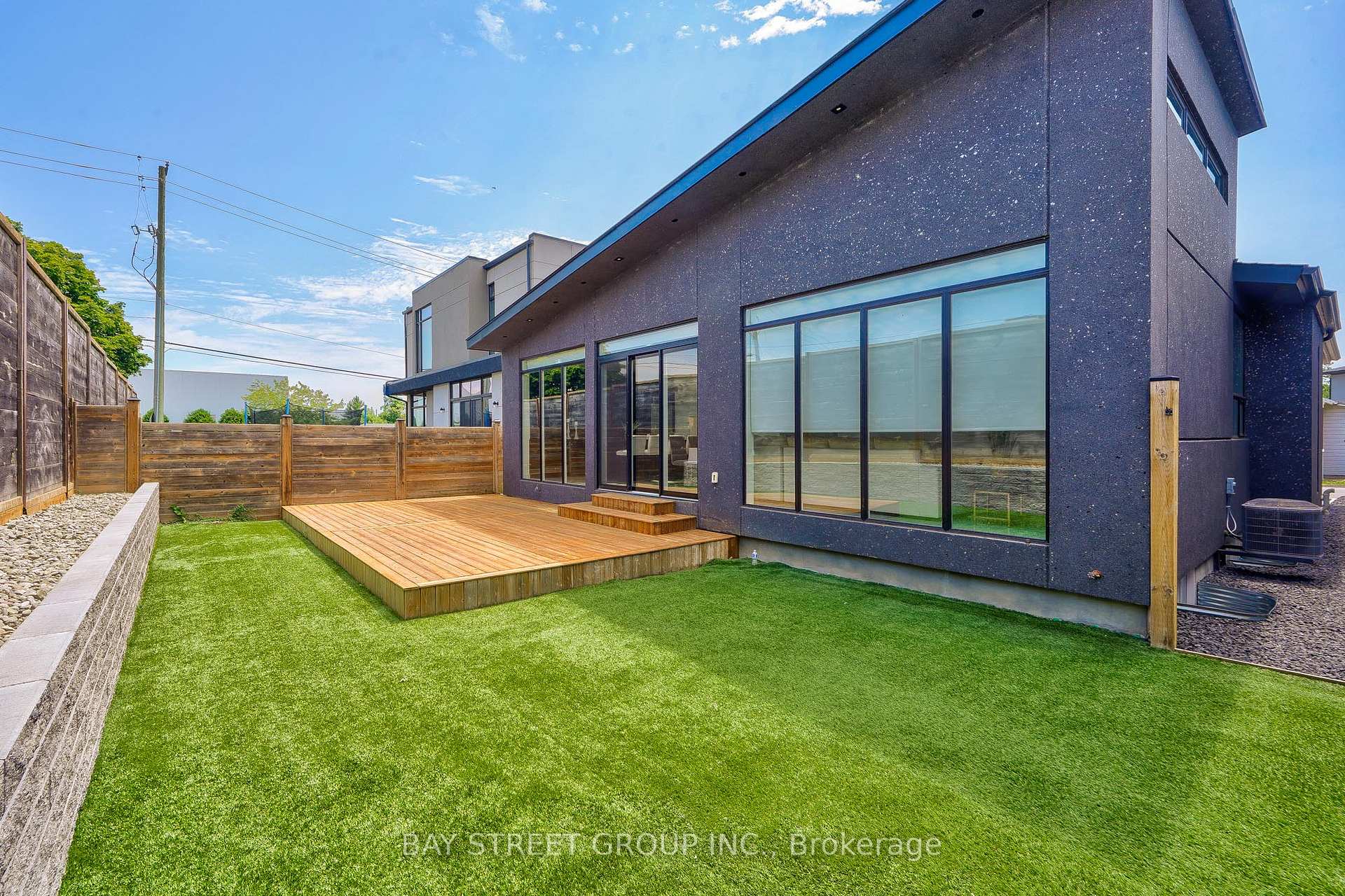 Photo 46 of 4 Beamer Court, Thorold, Confederation Heights — HOMEH