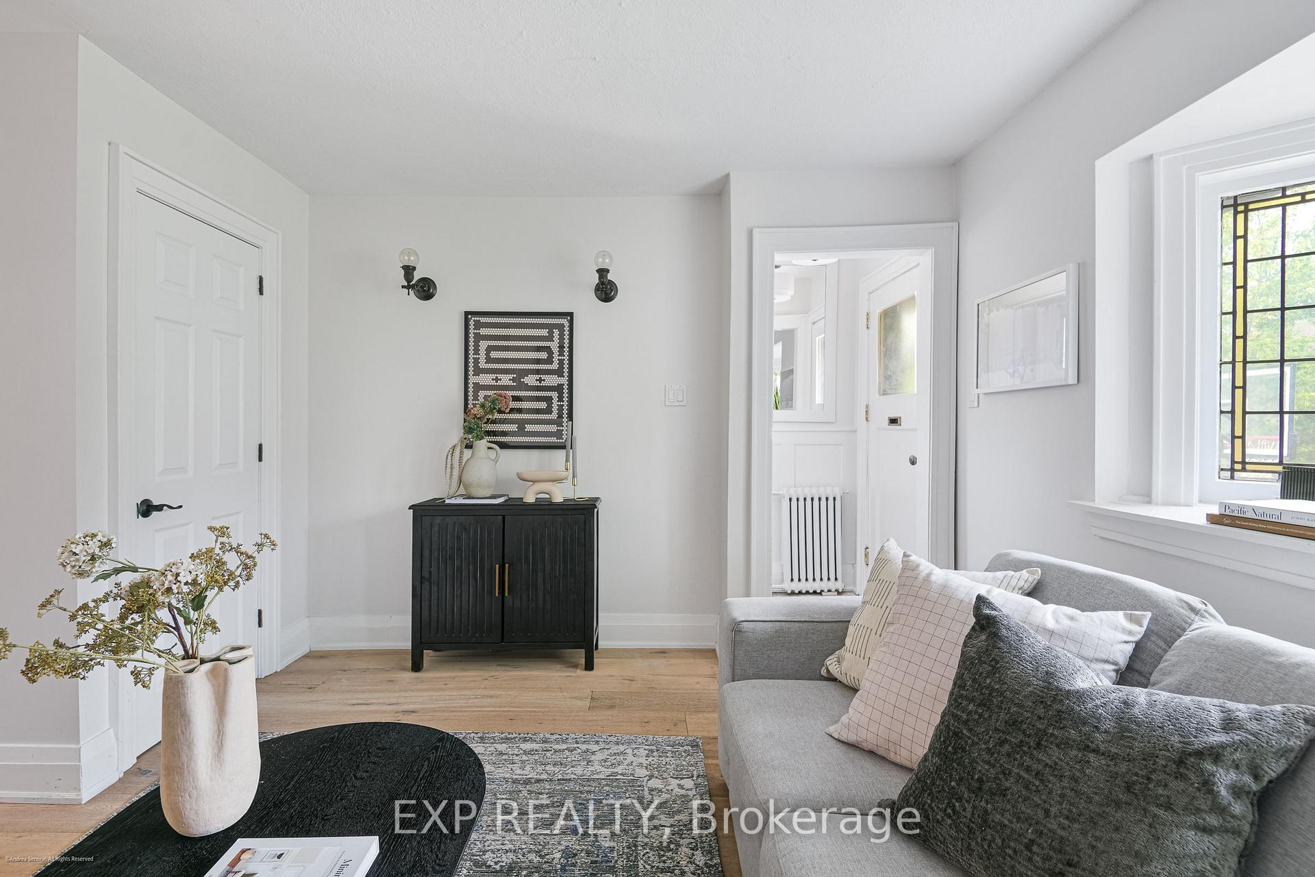 Photo 3 of 43 Cherrywood Avenue, Toronto, Humewood-Cedarvale — HOMEH