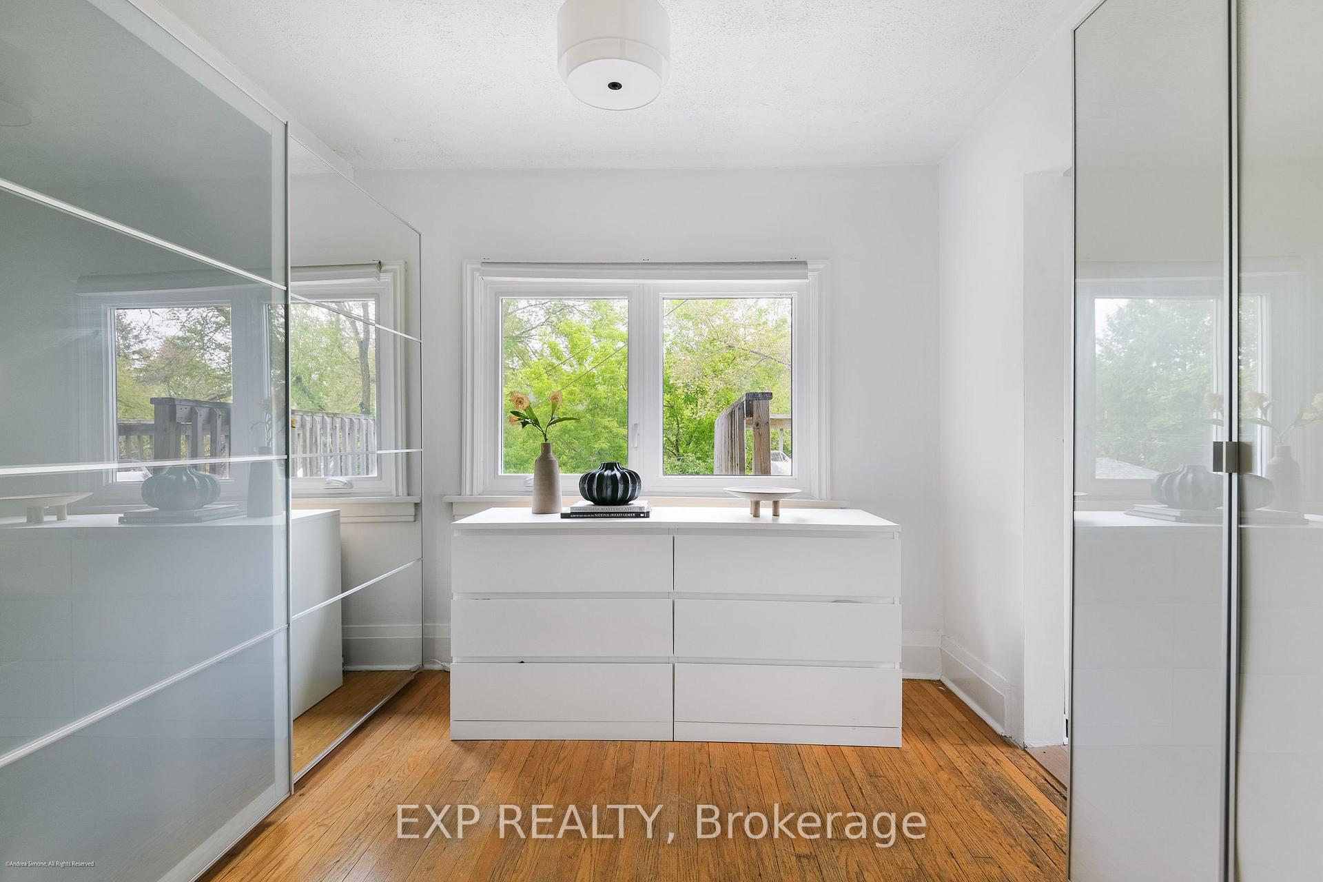 Photo 24 of 43 Cherrywood Avenue, Toronto, Humewood-Cedarvale — HOMEH