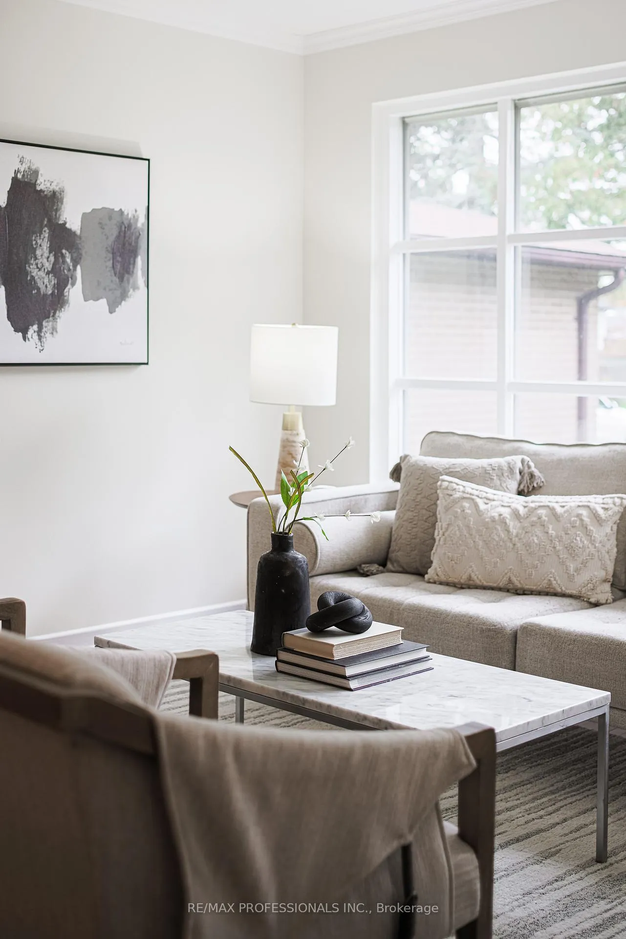 Photo 1 of 9 Donalbain Crescent, Markham, Royal Orchard — HOMEH