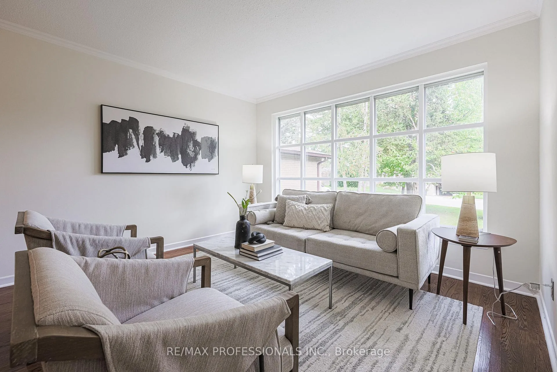 Photo 7 of 9 Donalbain Crescent, Markham, Royal Orchard — HOMEH