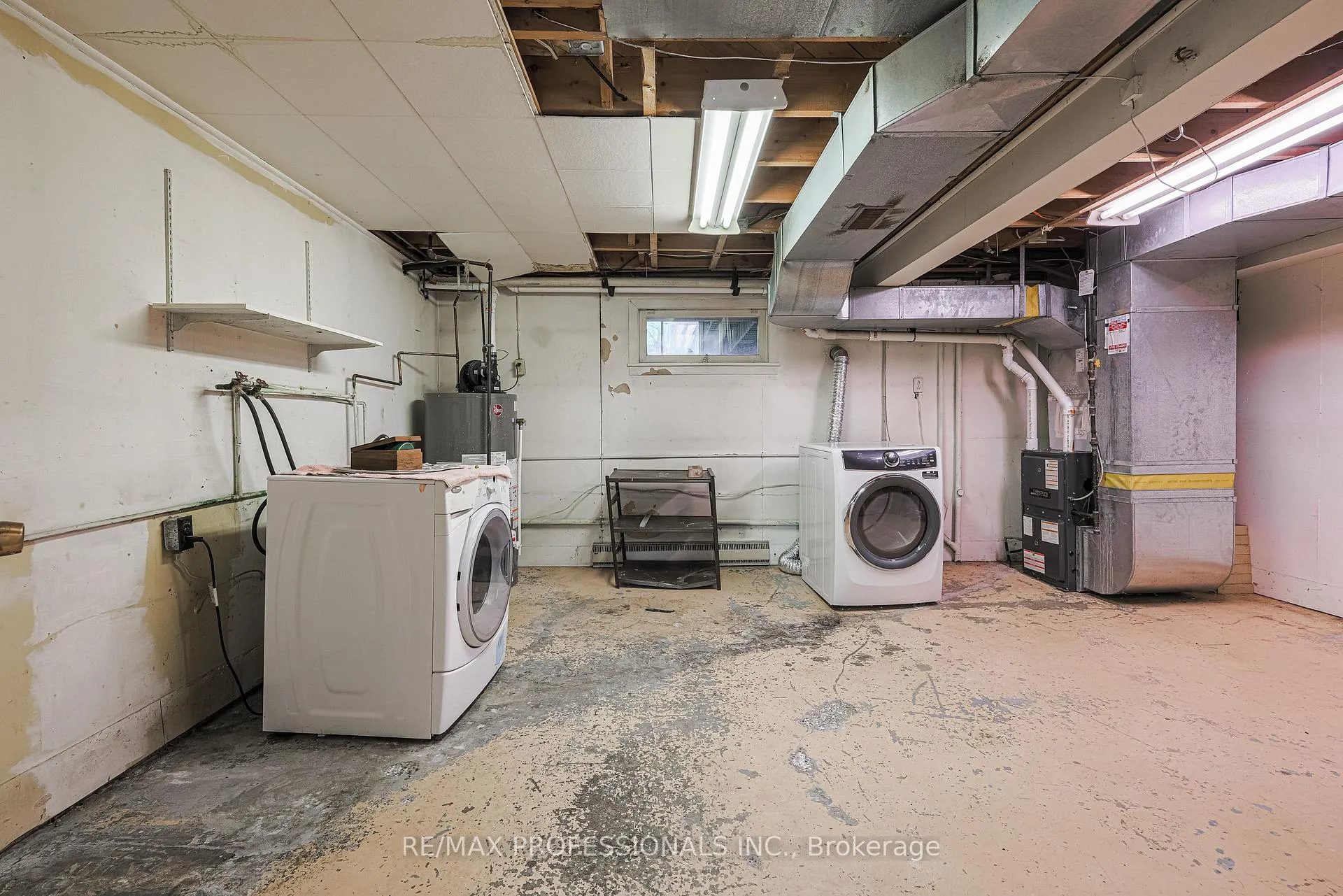 Photo 40 of 9 Donalbain Crescent, Markham, Royal Orchard — HOMEH