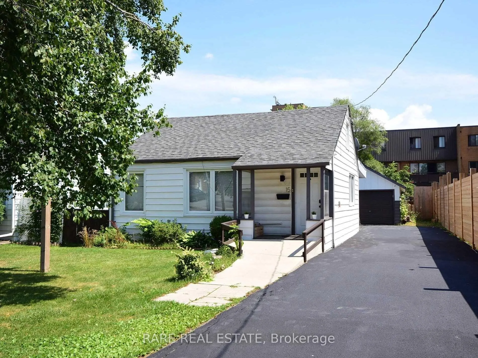 Photo 1 of 15 Eastern Avenue, Brampton, Queen Street Corridor — HOMEH