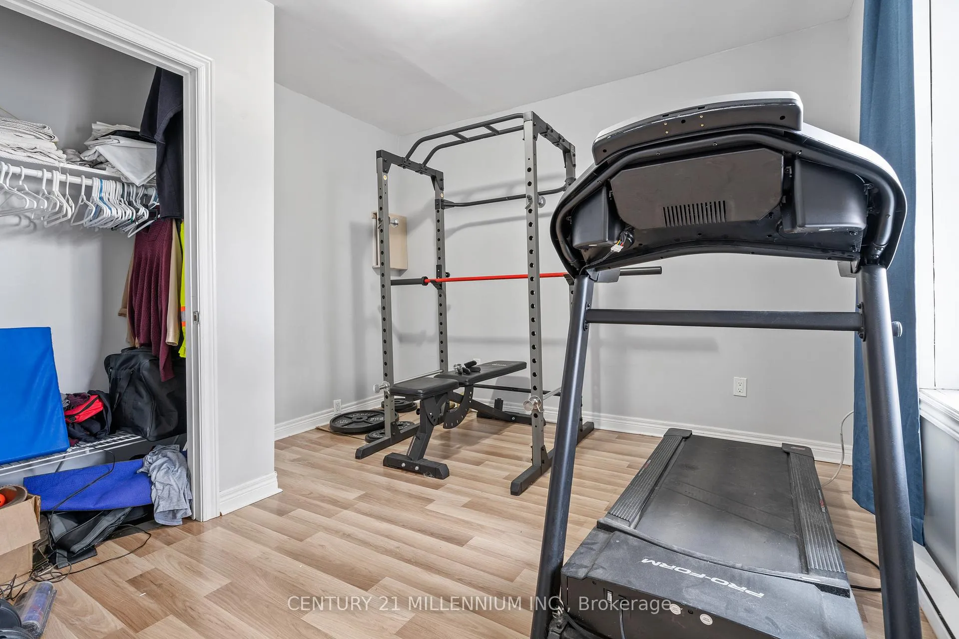 Photo 10 of 207 Beaver Street, Thorold, Allanburg/Thorold South — HOMEH