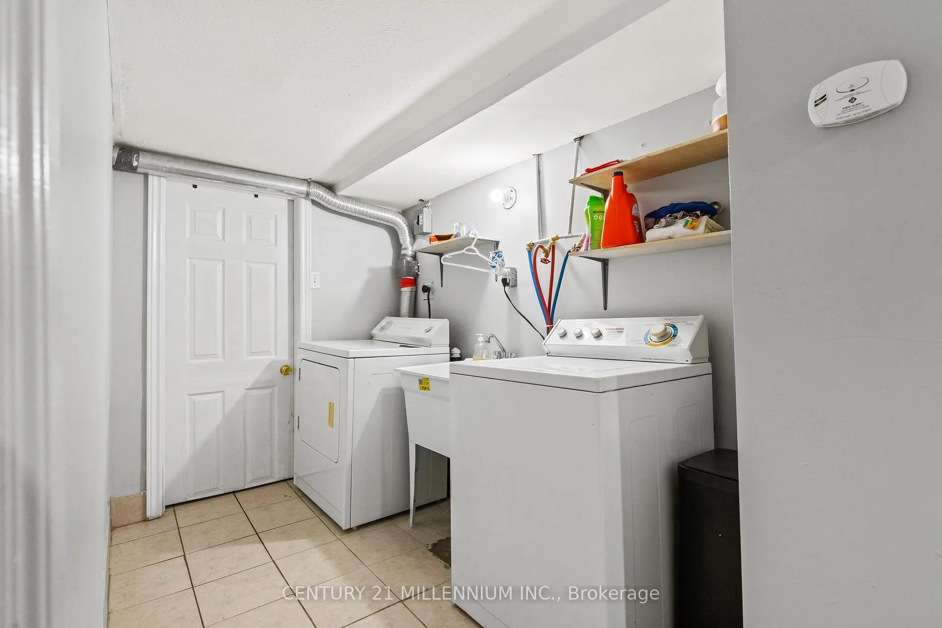 Photo 15 of 207 Beaver Street, Thorold, Allanburg/Thorold South — HOMEH