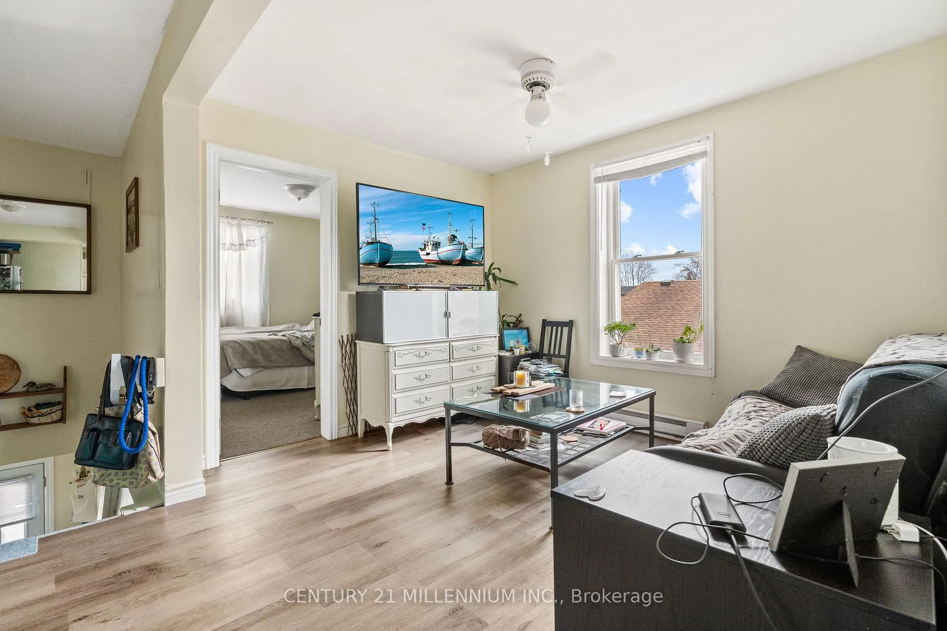 Photo 19 of 207 Beaver Street, Thorold, Allanburg/Thorold South — HOMEH