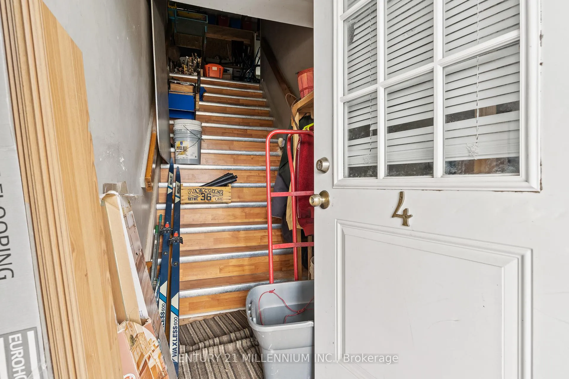Photo 25 of 207 Beaver Street, Thorold, Allanburg/Thorold South — HOMEH