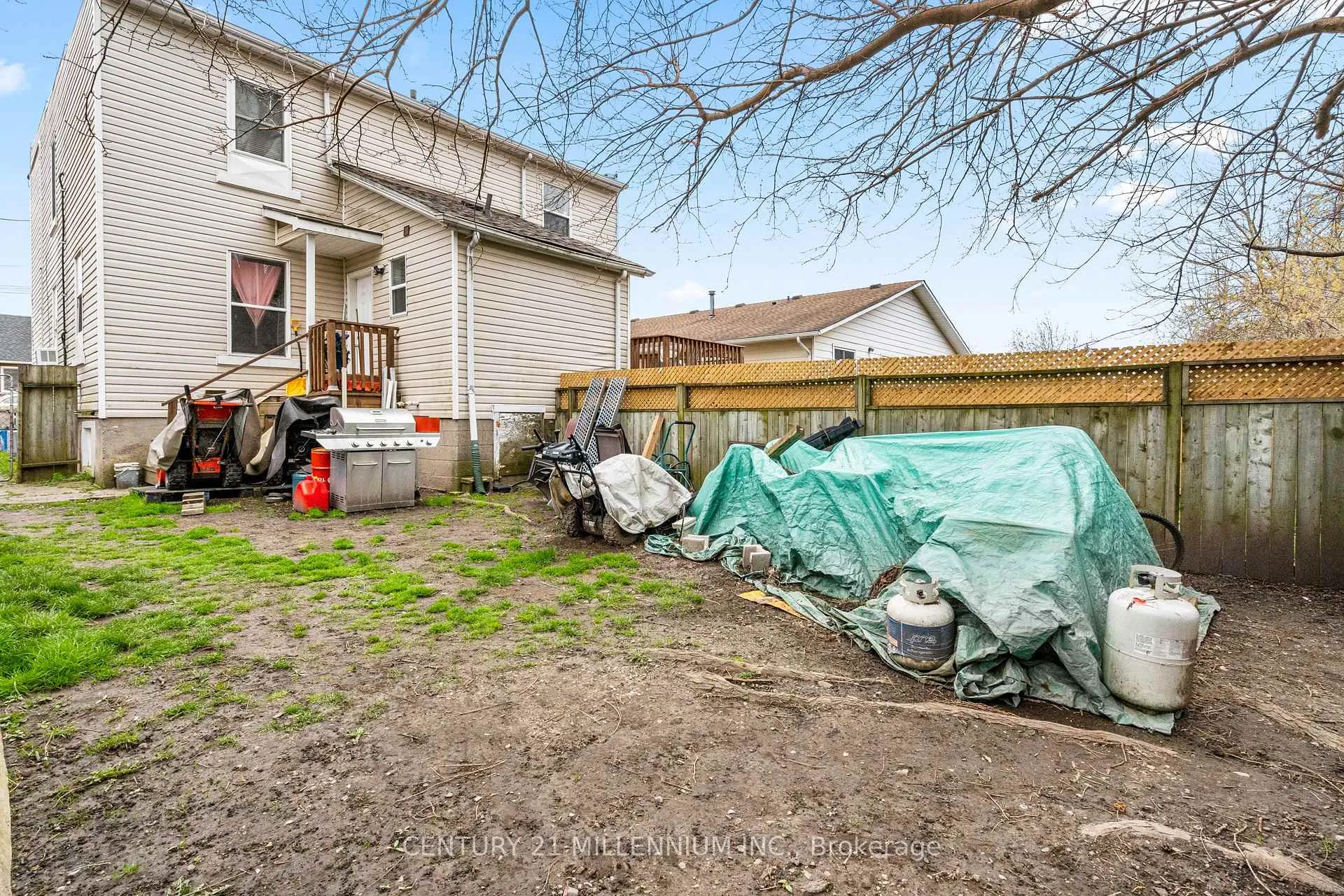 Photo 36 of 207 Beaver Street, Thorold, Allanburg/Thorold South — HOMEH