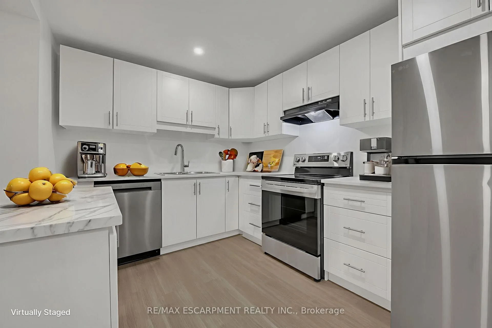 Photo 4 of 20 Crosthwaite Avenue N, Hamilton, Homeside — HOMEH