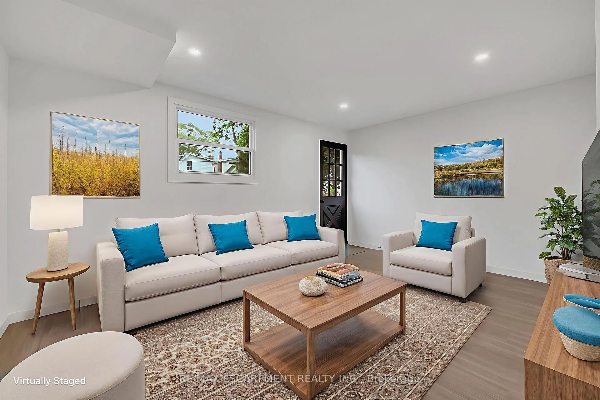 Photo 5 of 20 Crosthwaite Avenue N, Hamilton, Homeside — HOMEH
