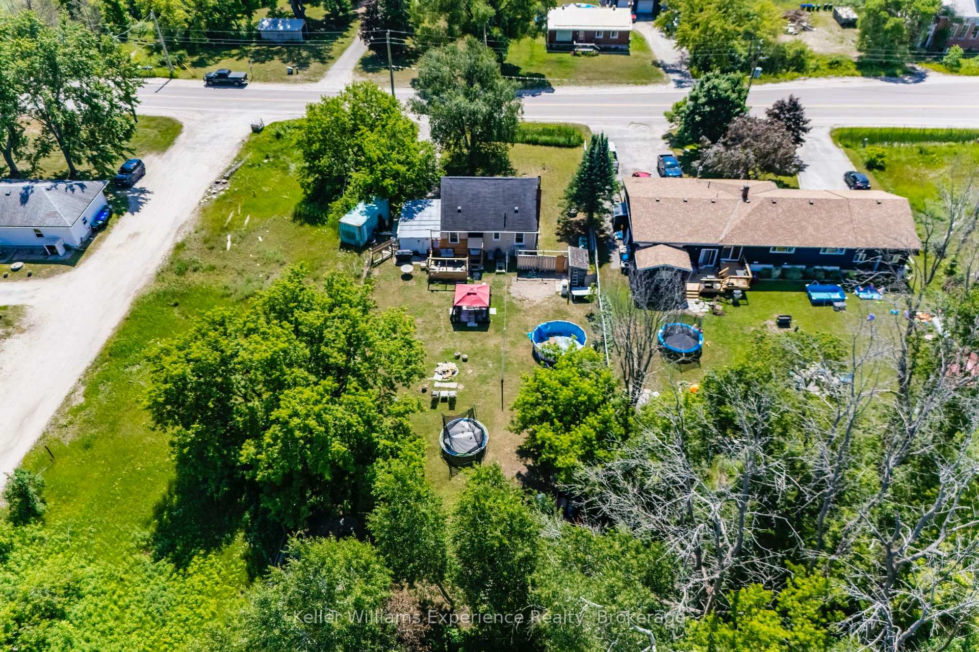 Photo 18 of 2849 Old Fort Road, Tay, Rural Tay — HOMEH