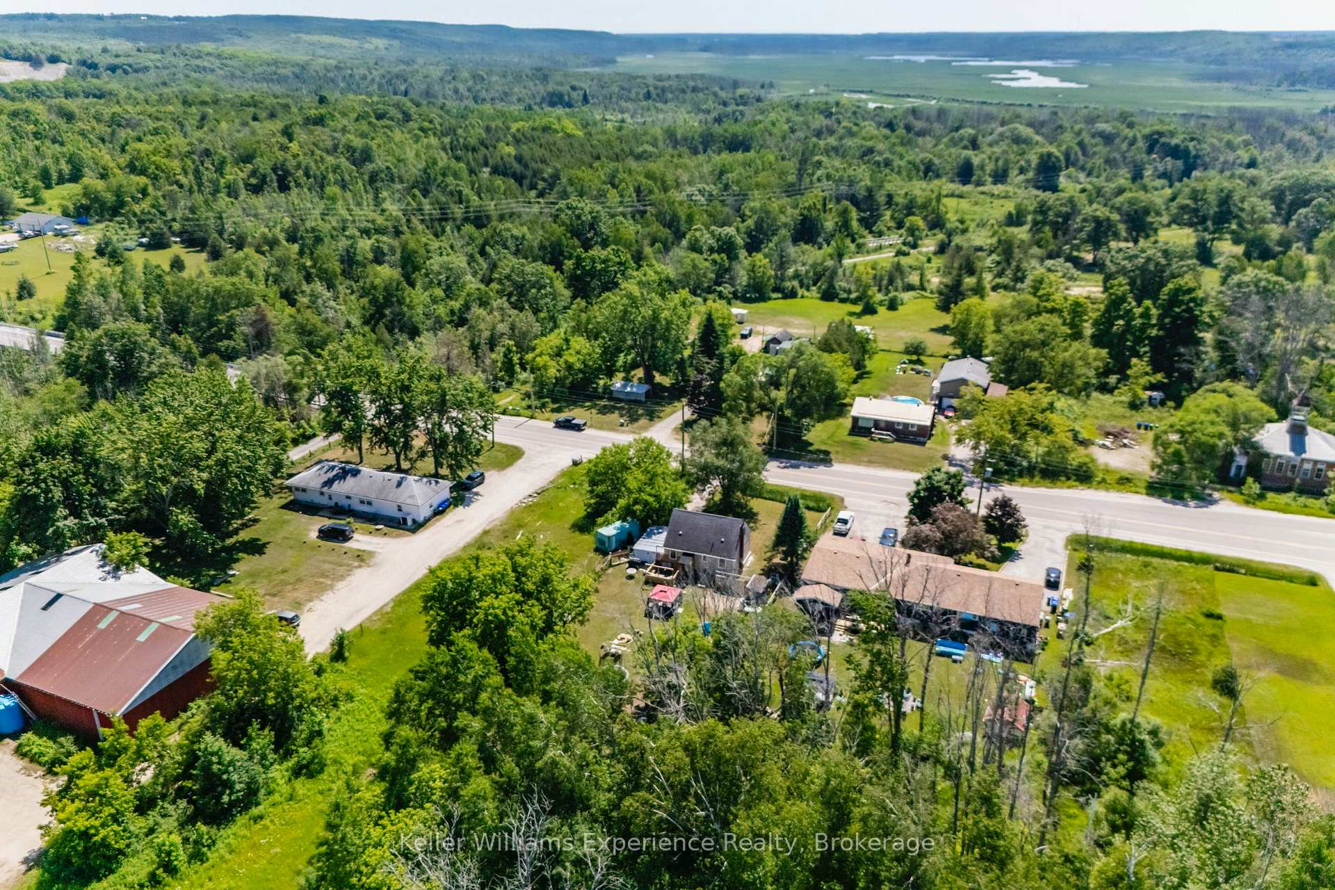 Photo 19 of 2849 Old Fort Road, Tay, Rural Tay — HOMEH