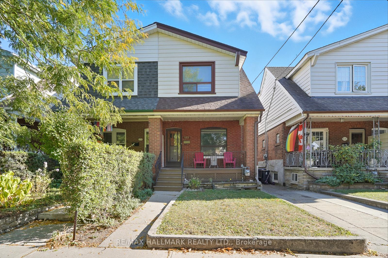 Photo 2 of 533 Milverton Boulevard, Toronto, Danforth — HOMEH
