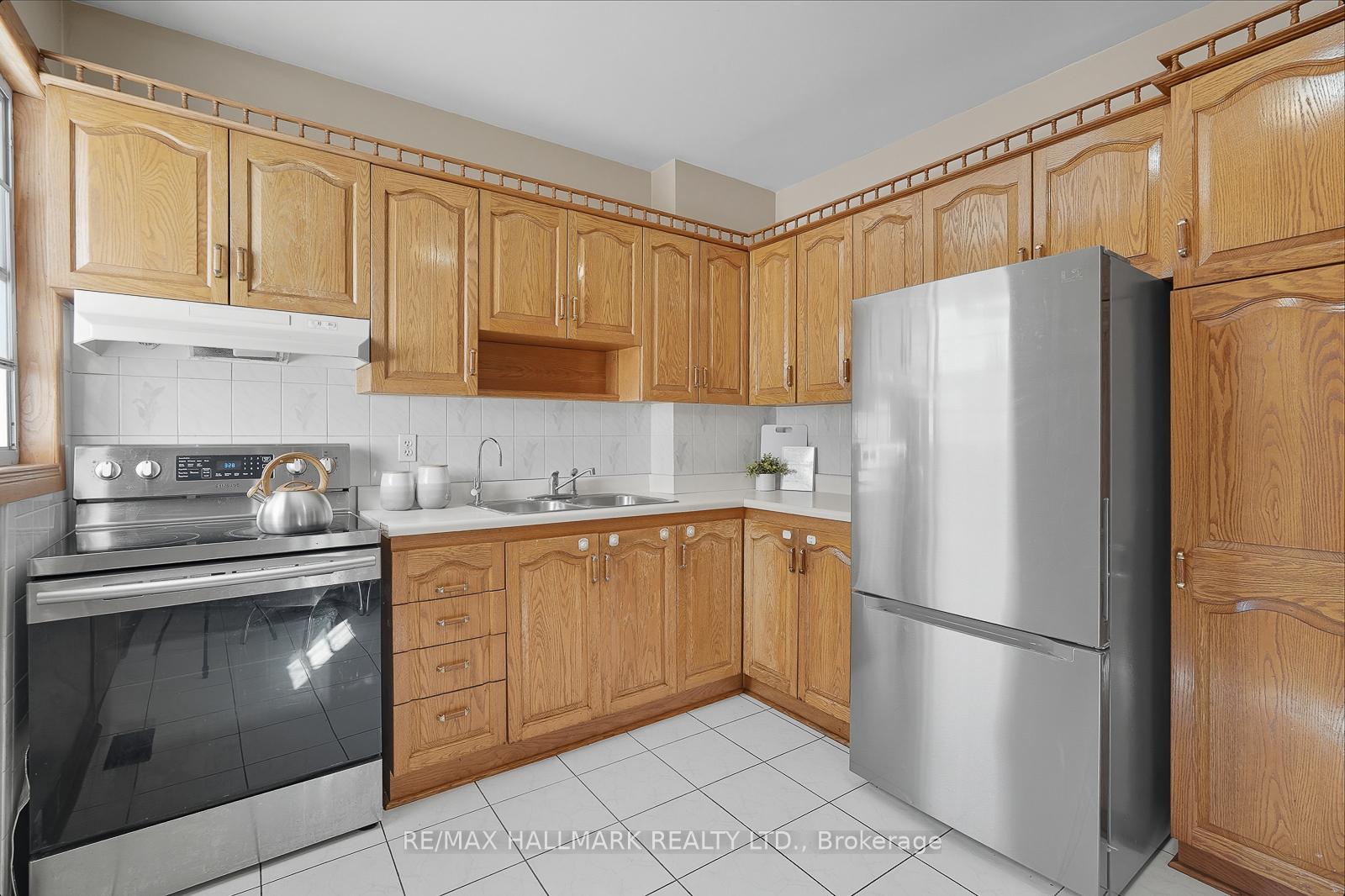 Photo 15 of 533 Milverton Boulevard, Toronto, Danforth — HOMEH