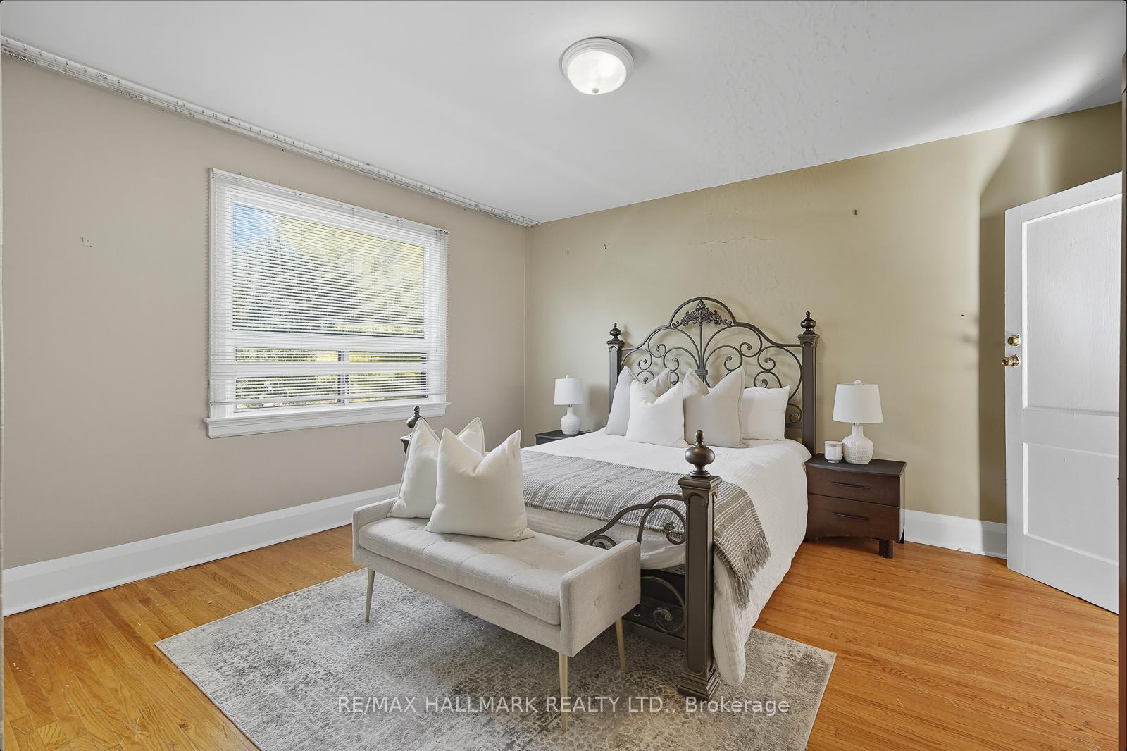 Photo 23 of 533 Milverton Boulevard, Toronto, Danforth — HOMEH