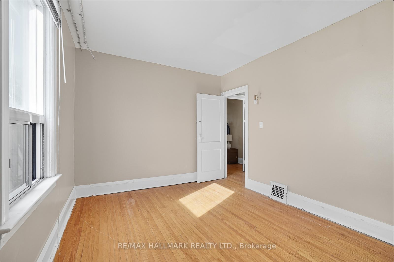 Photo 26 of 533 Milverton Boulevard, Toronto, Danforth — HOMEH