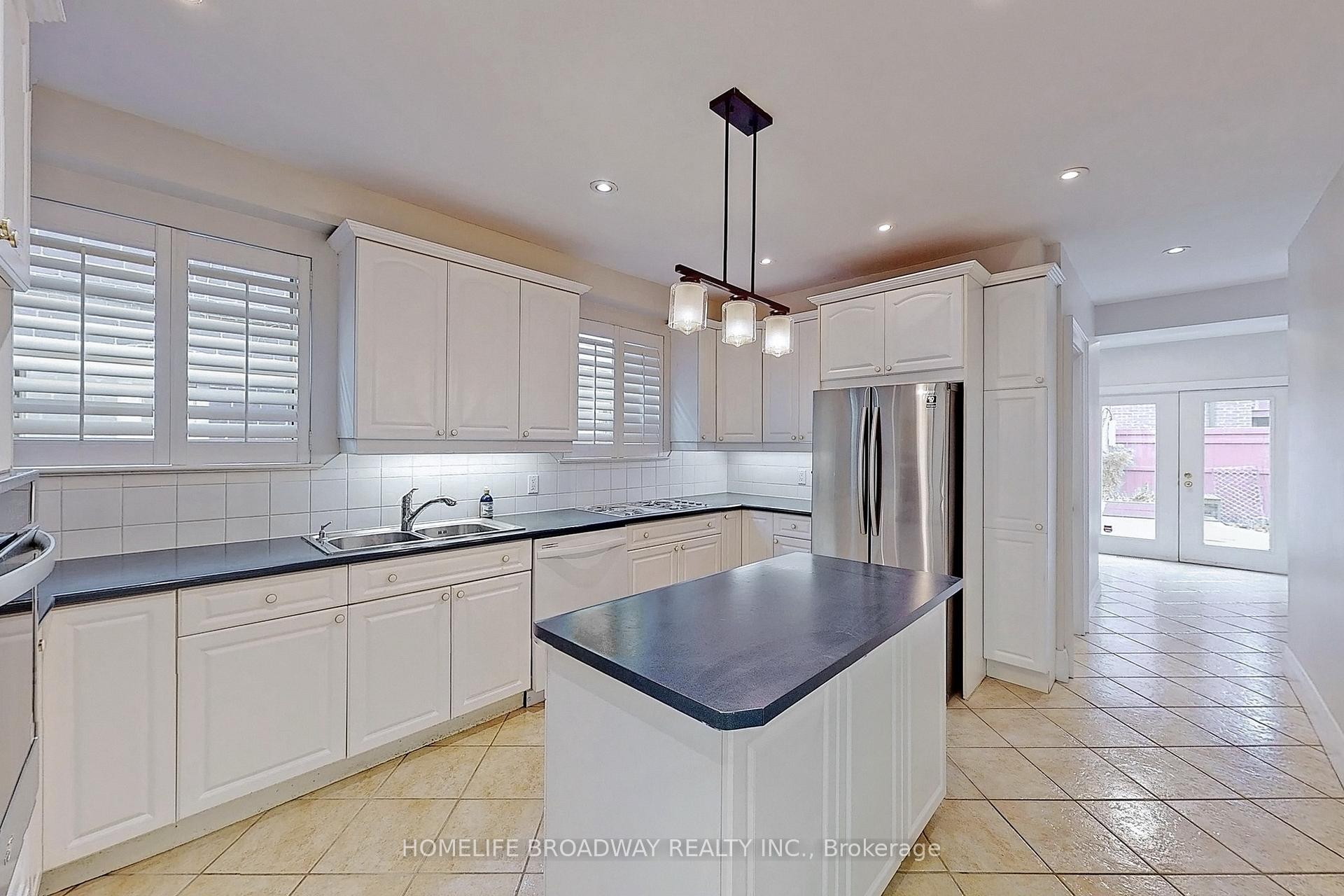 Photo 6 of Unit Main, 3 Hillholm Road, Toronto, Forest Hill South — HOMEH