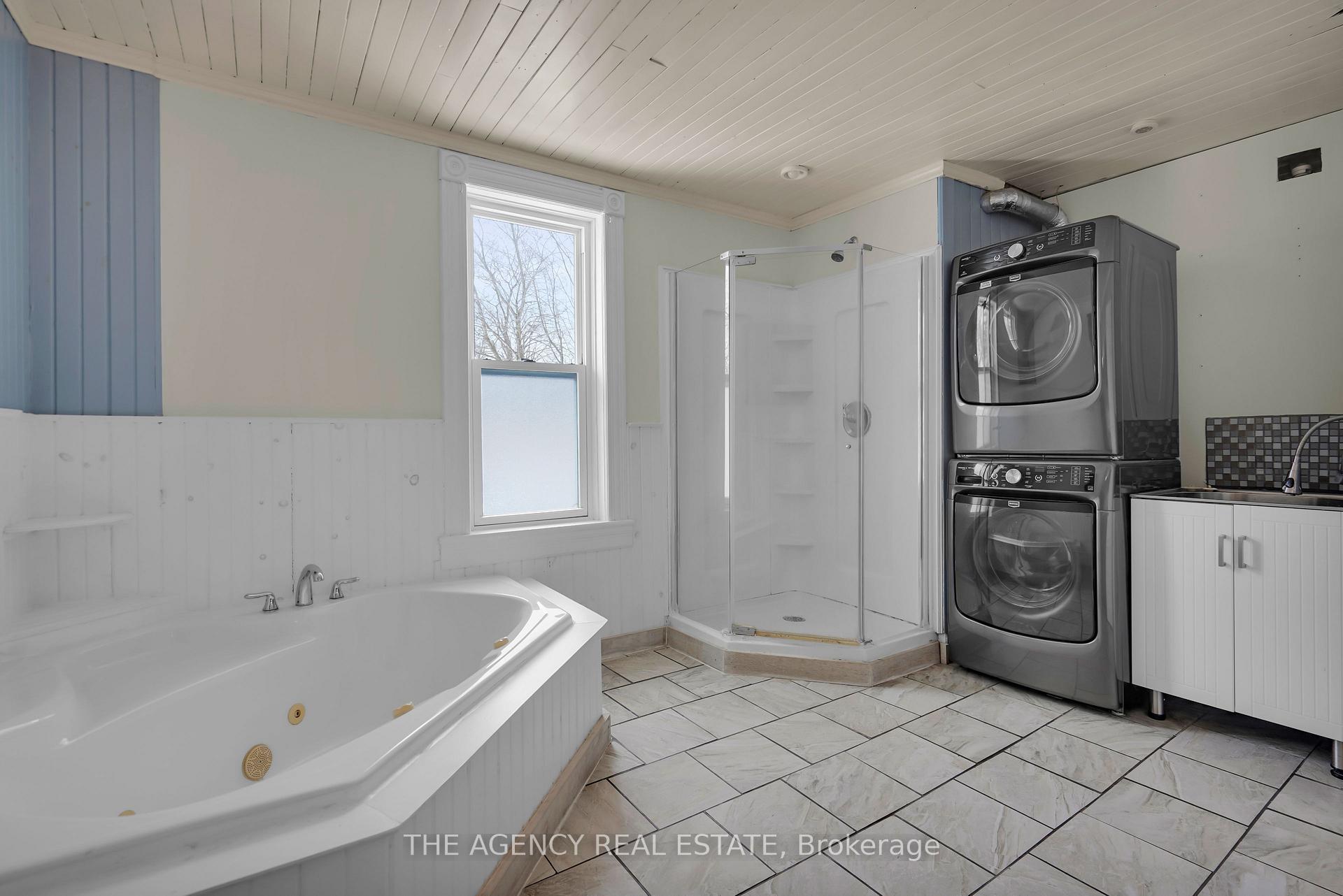 Photo 33 of 3984 Hamilton Road, Thames Centre, Dorchester — HOMEH