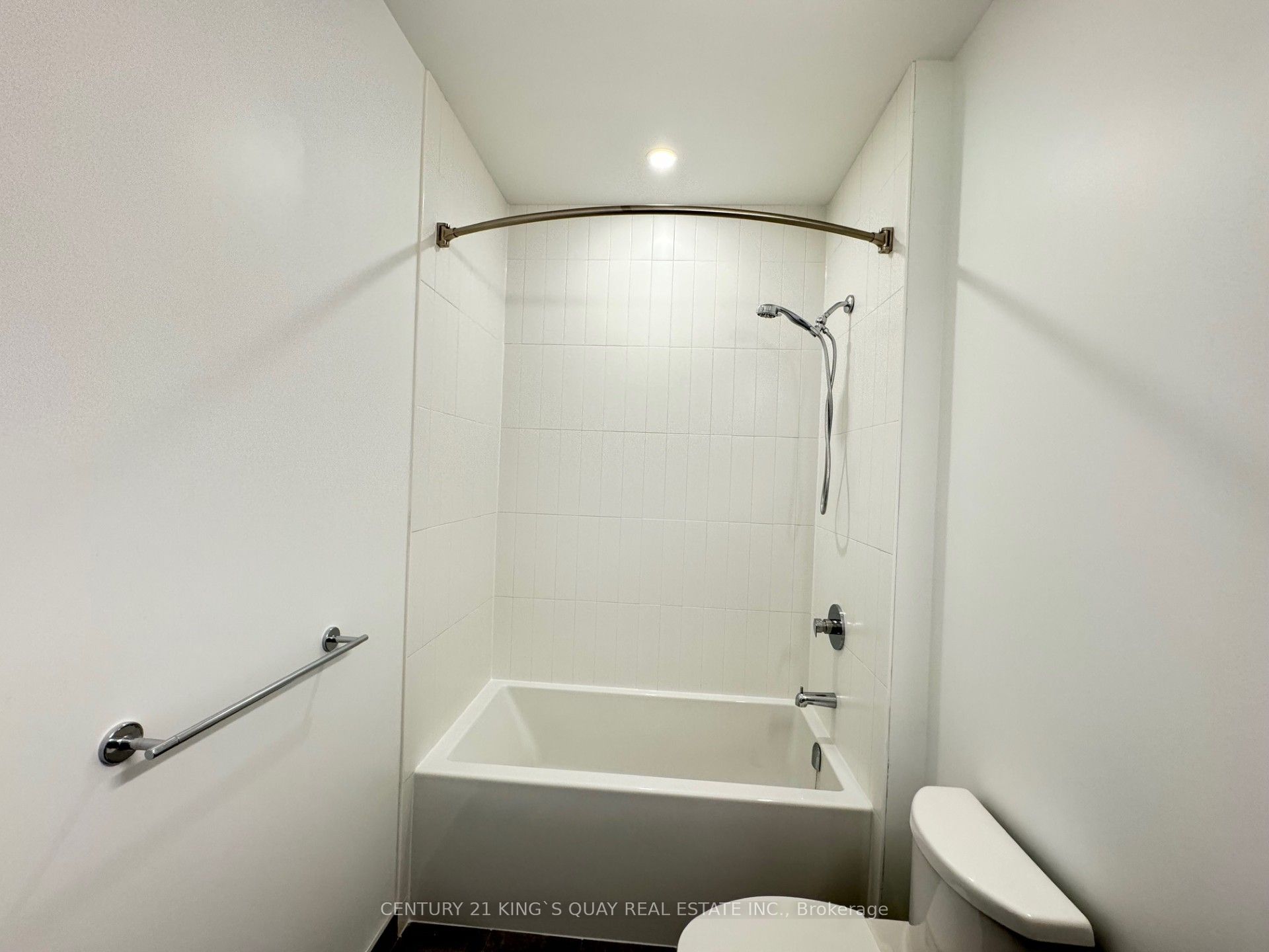 Photo 29 of Unit 405, 385 Arctic Red Drive, Oshawa, Windfields — HOMEH