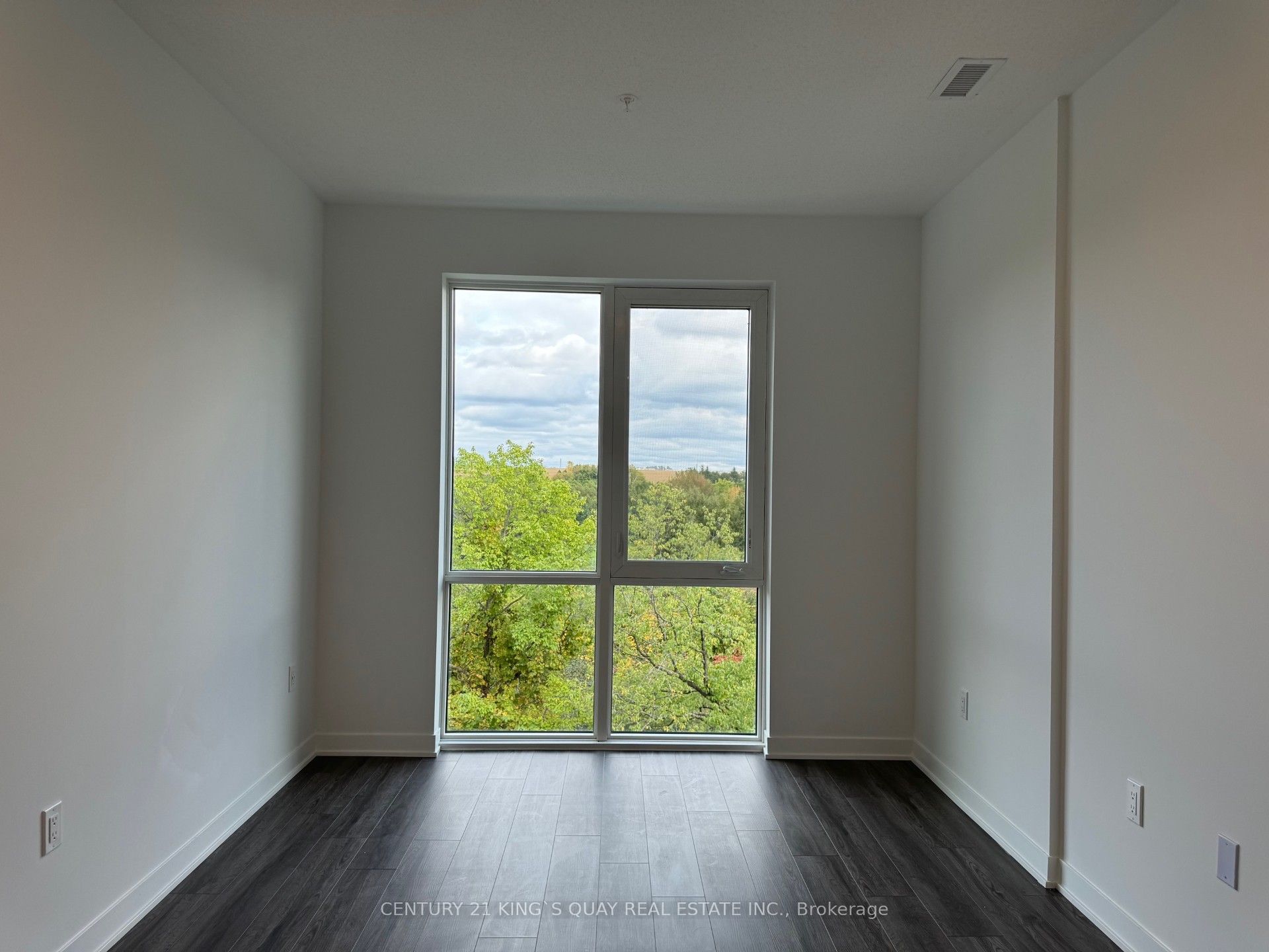 Photo 32 of Unit 405, 385 Arctic Red Drive, Oshawa, Windfields — HOMEH