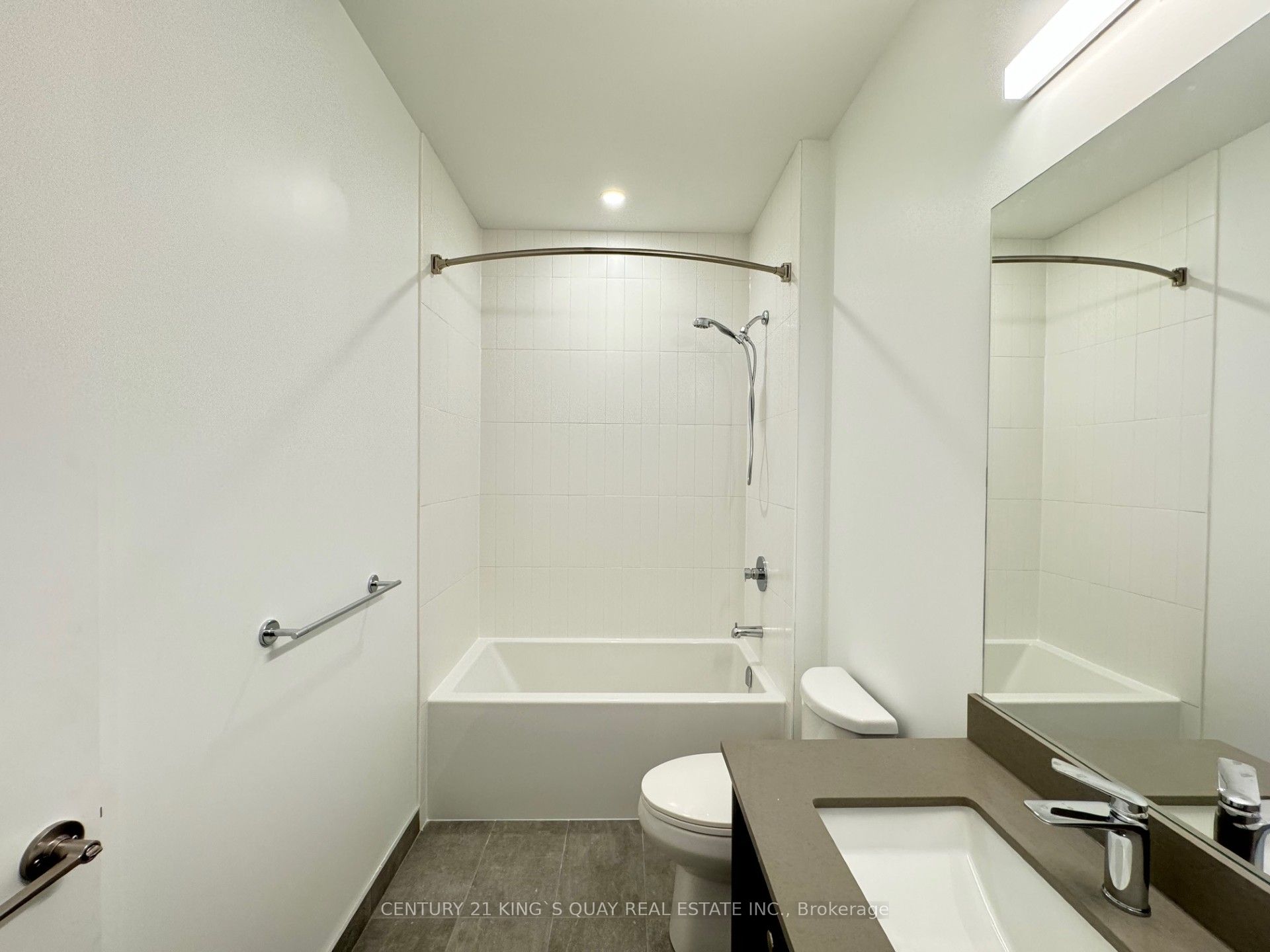Photo 31 of Unit 405, 385 Arctic Red Drive, Oshawa, Windfields — HOMEH