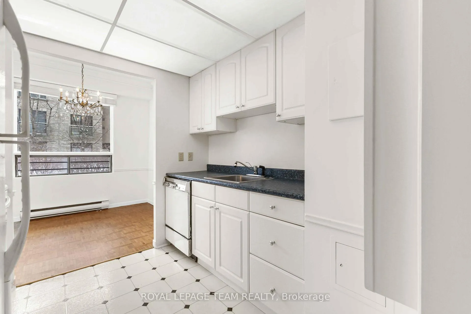 Photo 18 of Unit 101, 20 The Driveway Drive, Ottawa, Ottawa Centre/Golden Triangle — HOMEH