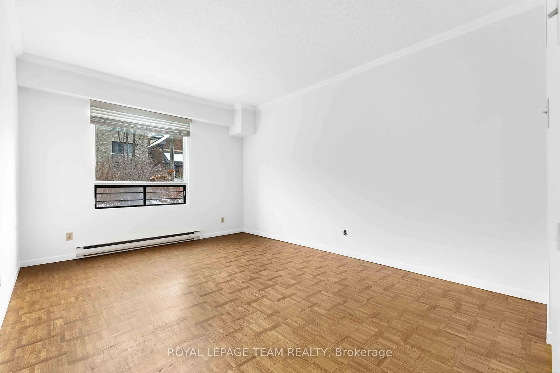 Photo 20 of Unit 101, 20 The Driveway Drive, Ottawa, Ottawa Centre/Golden Triangle — HOMEH
