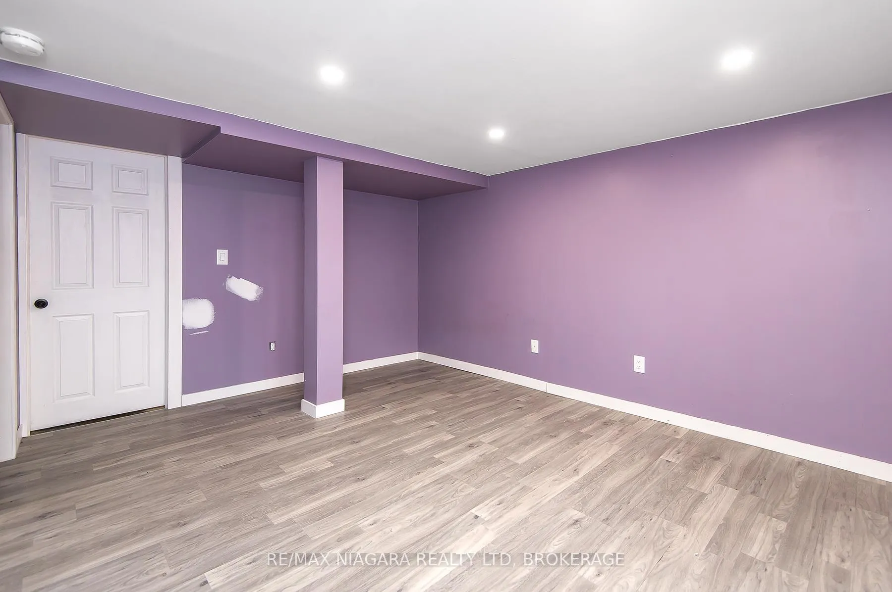 Photo 22 of 92 Hodgkins Avenue, Thorold, Rolling Meadows — HOMEH