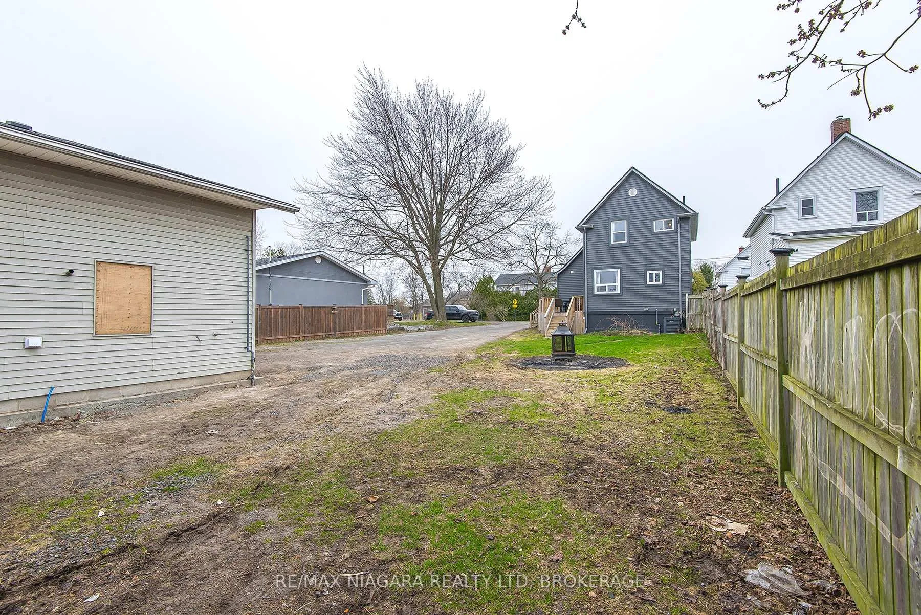 Photo 28 of 92 Hodgkins Avenue, Thorold, Rolling Meadows — HOMEH