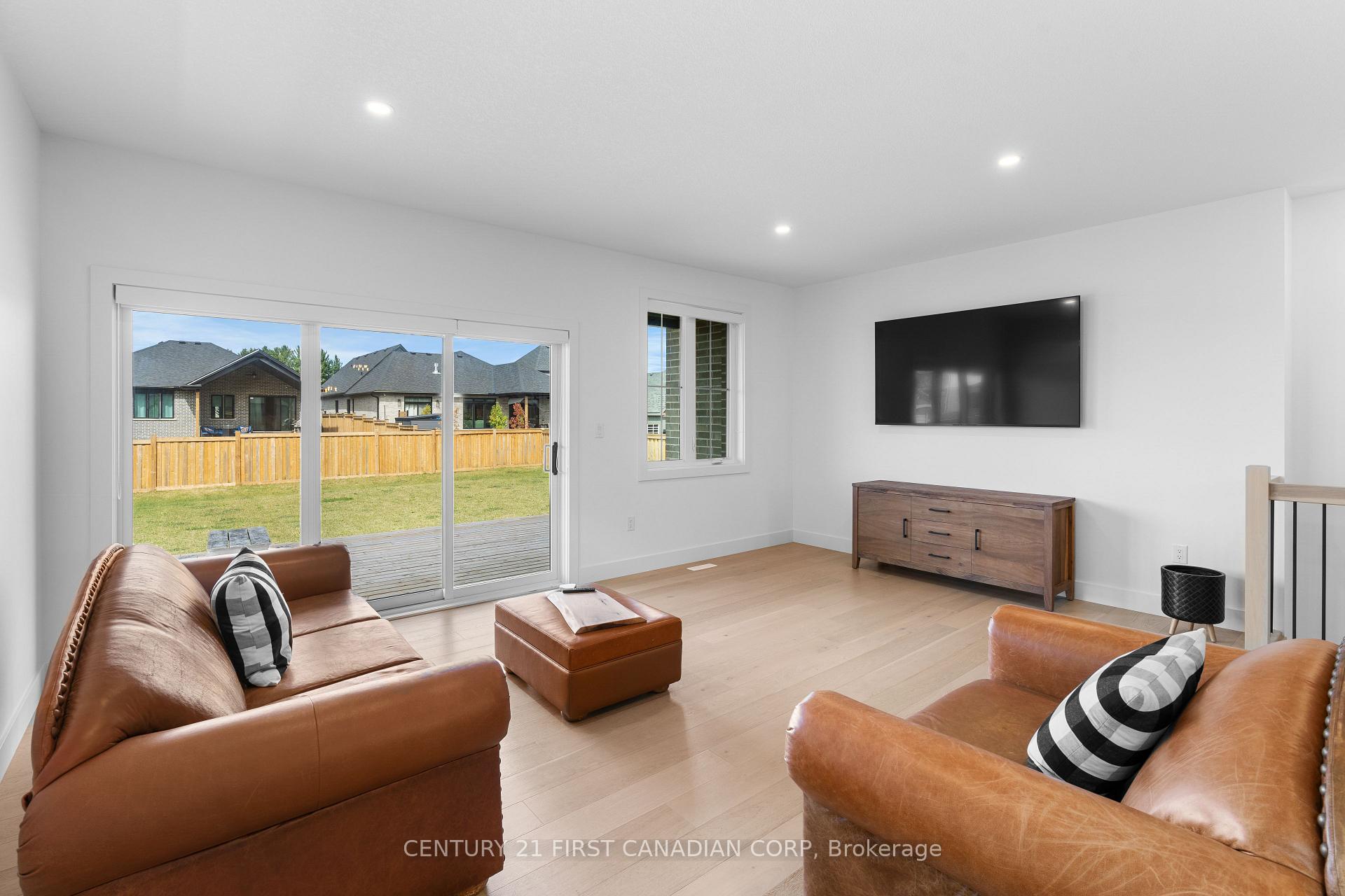 Photo 16 of 104 Foxborough Place, Thames Centre, Thorndale — HOMEH