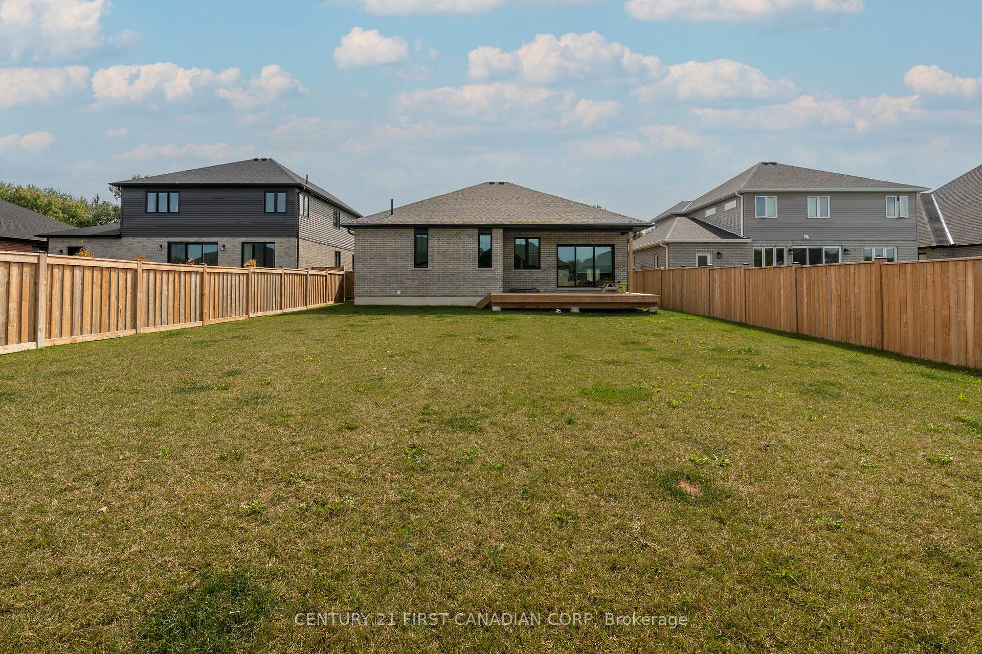 Photo 39 of 104 Foxborough Place, Thames Centre, Thorndale — HOMEH