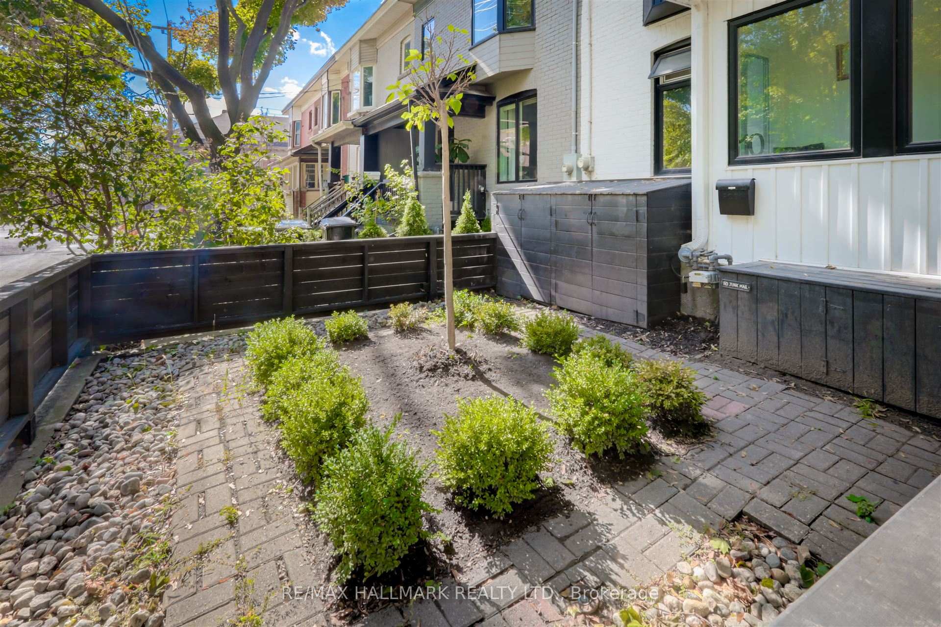 Photo 2 of 10 Mcgee Street, Toronto, South Riverdale — HOMEH