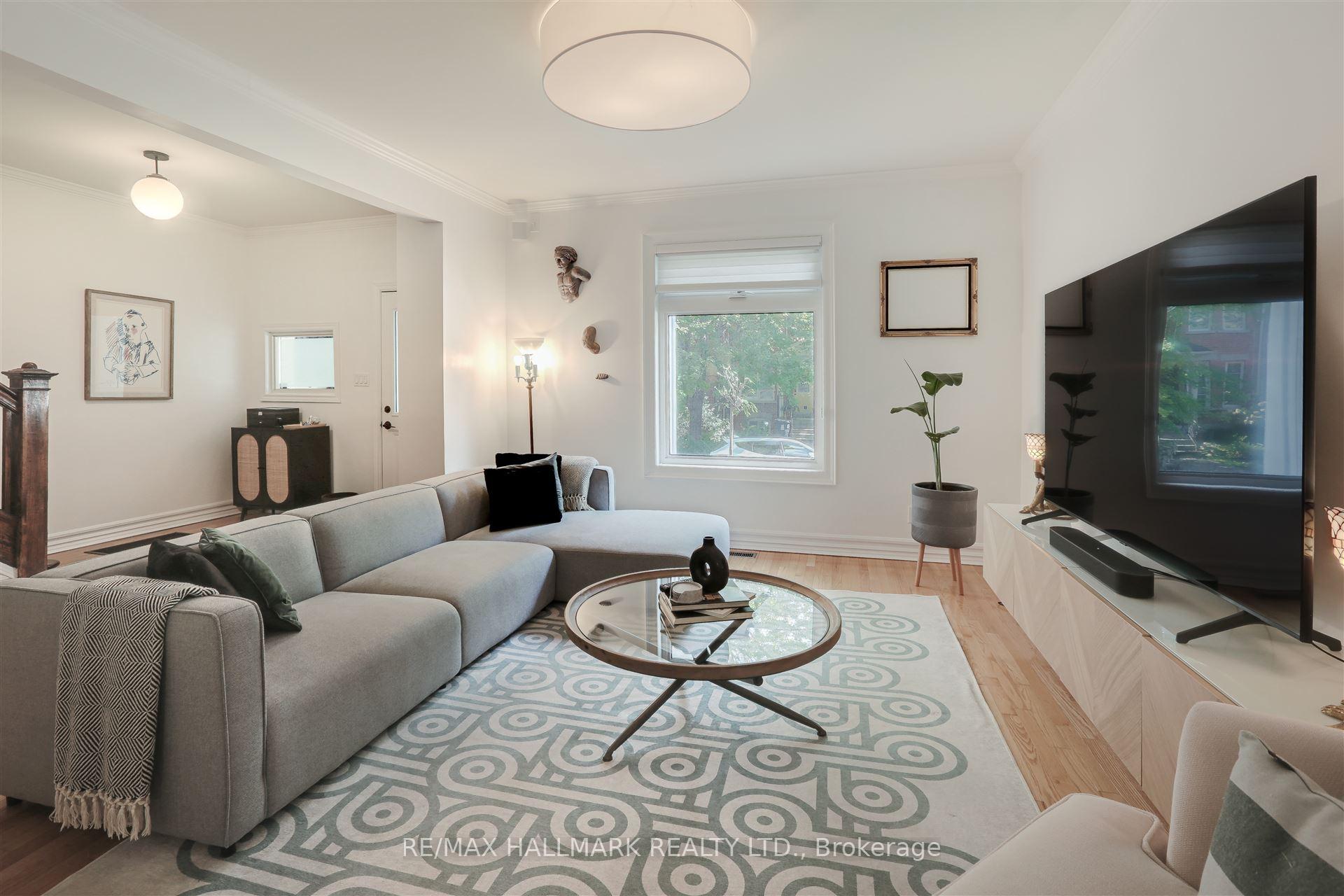 Photo 5 of 10 Mcgee Street, Toronto, South Riverdale — HOMEH