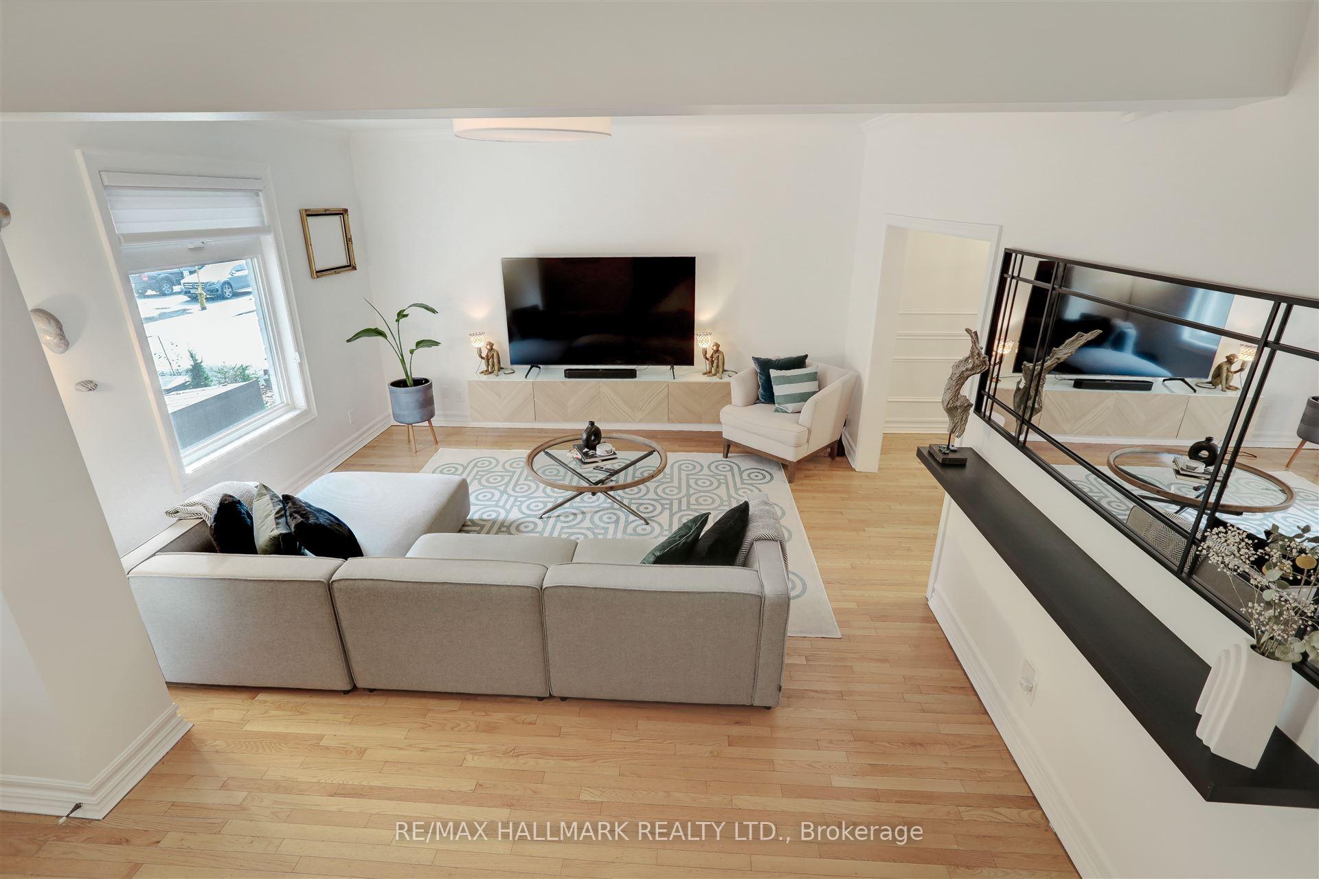 Photo 8 of 10 Mcgee Street, Toronto, South Riverdale — HOMEH