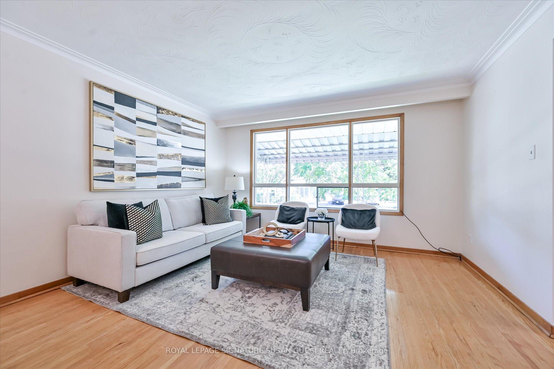 Photo 8 of 16 Munford Crescent, Toronto, O'Connor-Parkview — HOMEH