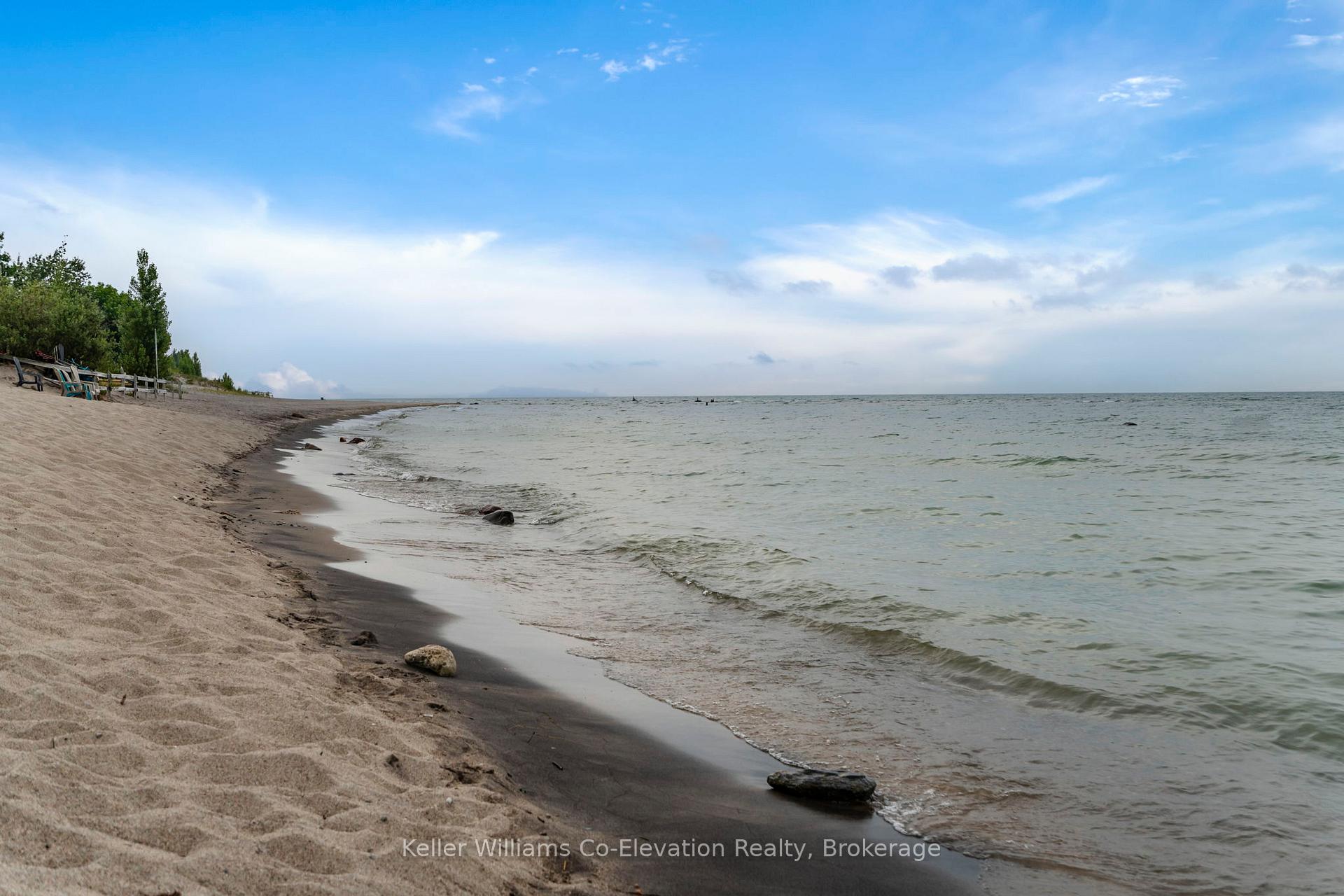 Photo 34 of 1246 Tiny Beaches Road N, Tiny, Rural Tiny — HOMEH