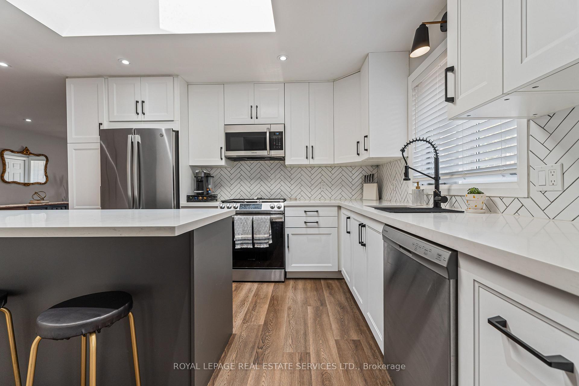 Photo 16 of 27 Cartier Drive, Thorold, Confederation Heights — HOMEH